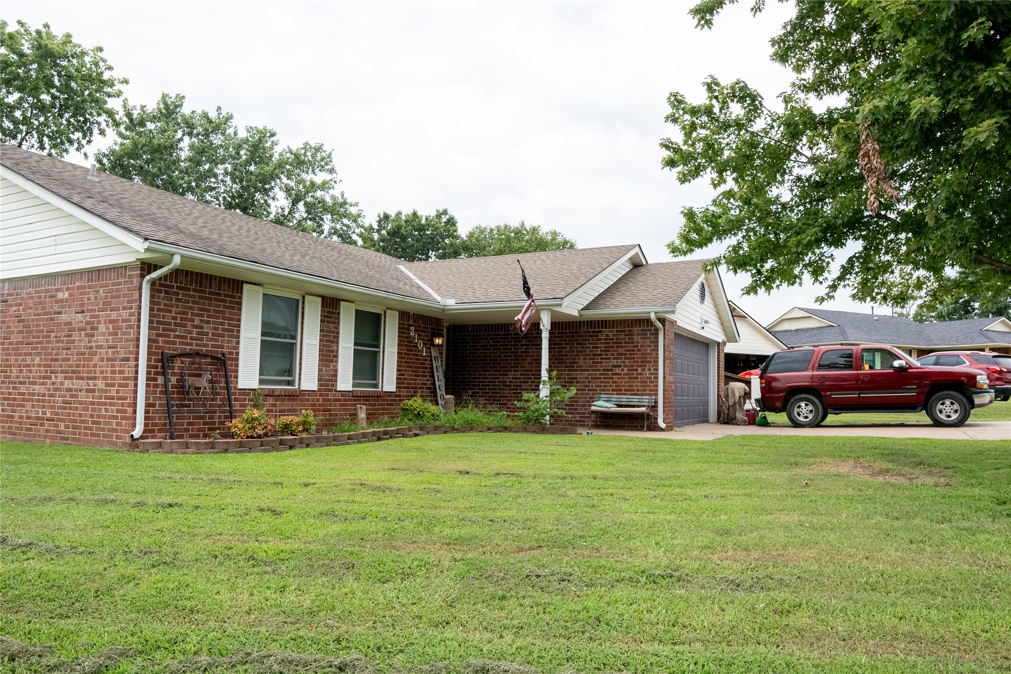 2101 Jefferson Place Property Photo 5