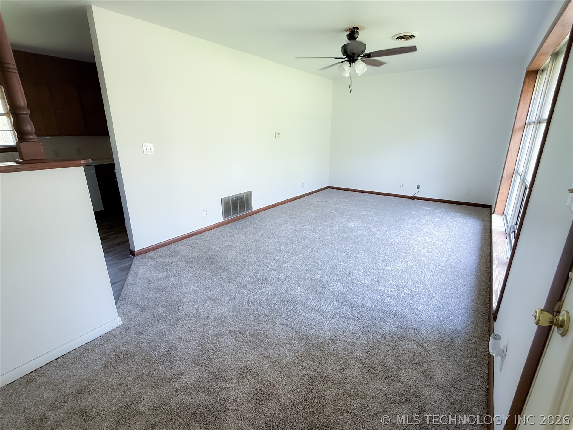 811 Ne 5th Street Property Photo 3