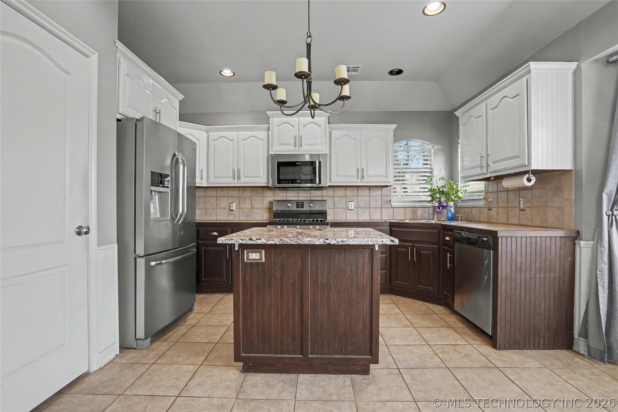 18905 E 50th Place S Property Photo 12