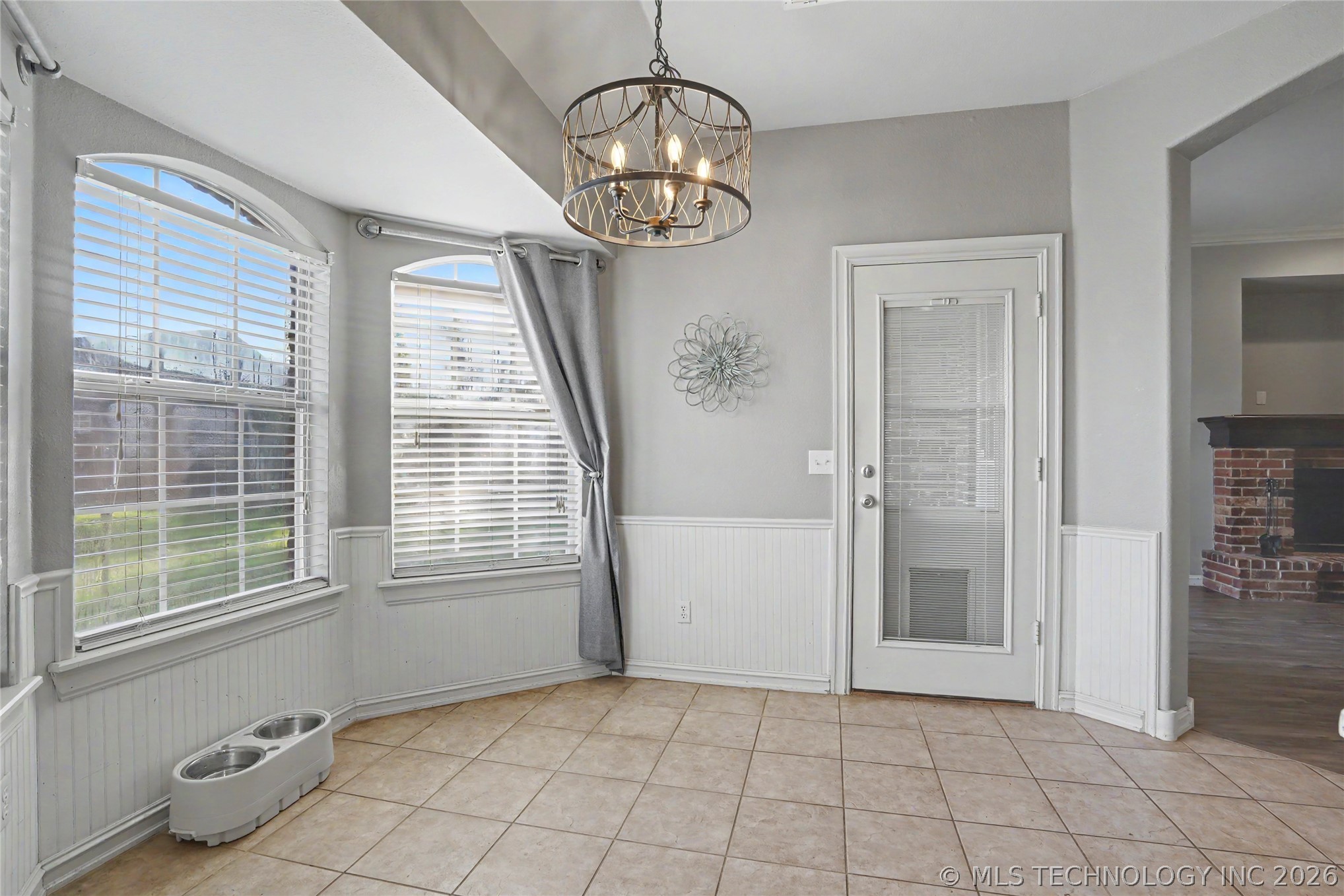 18905 E 50th Place S Property Photo 16