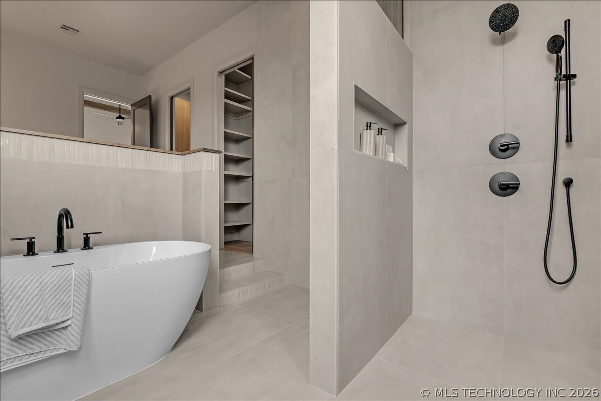 17744 E White Tail Cove Property Photo 43