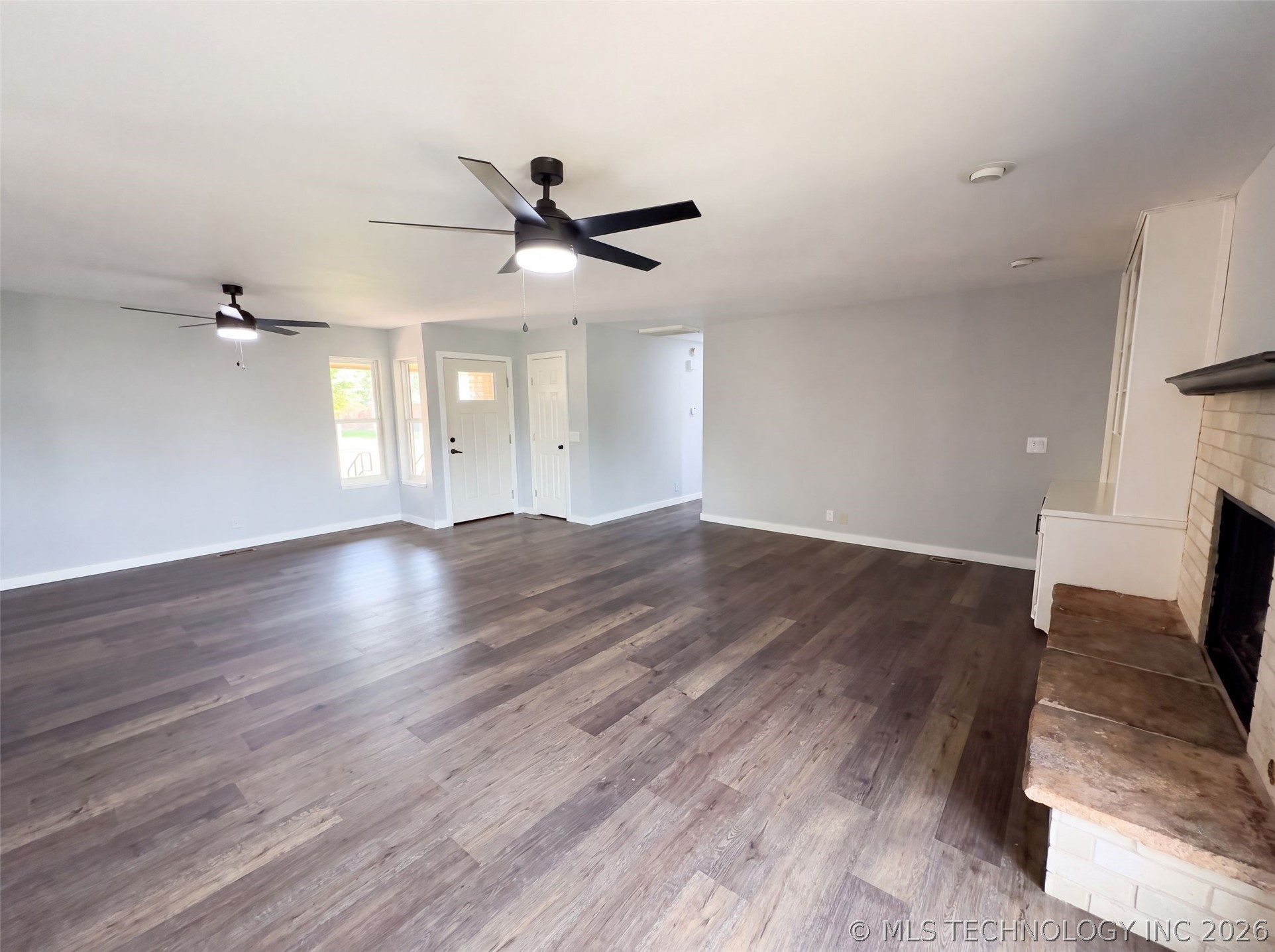 1123 E Willham Drive Property Photo 10