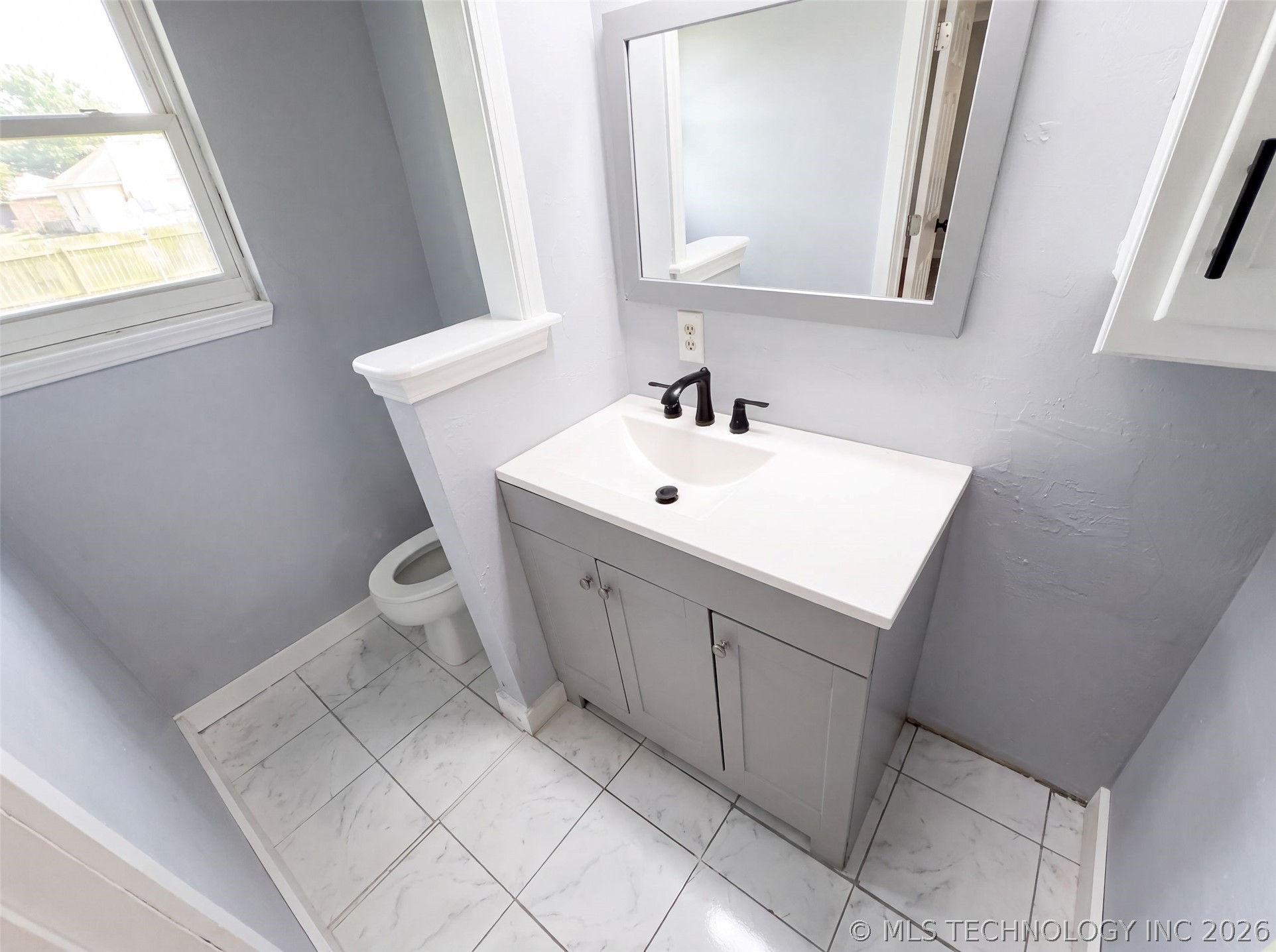 1123 E Willham Drive Property Photo 16
