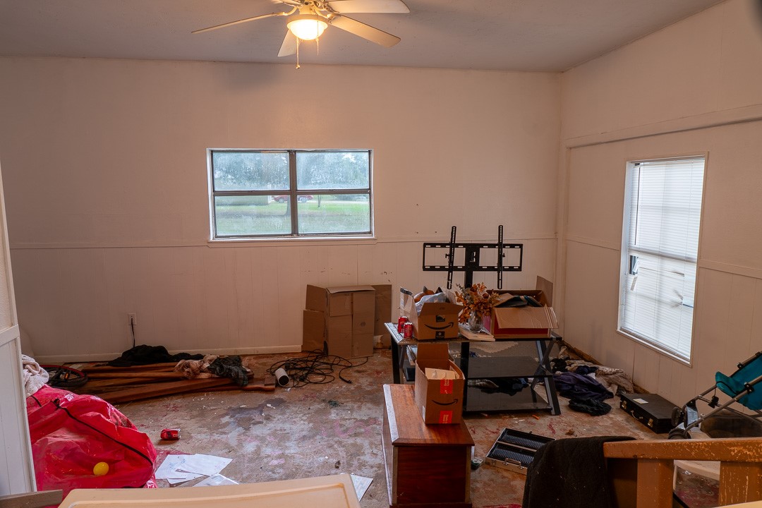 151 E 4th Property Photo 21