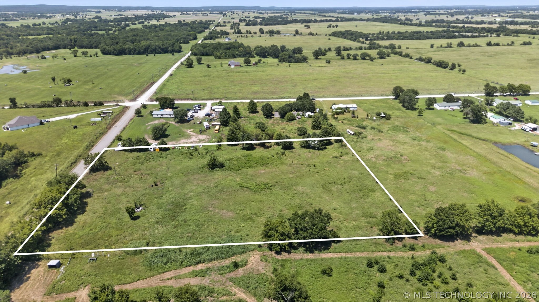 6100 N 160 Road Property Photo 3