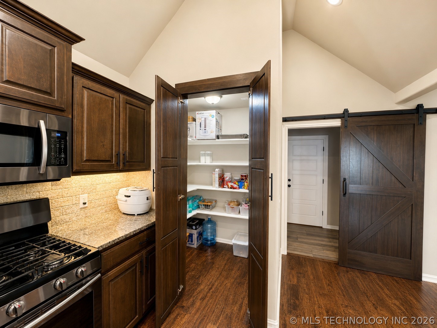 13735 N 130th Avenue E Property Photo 11
