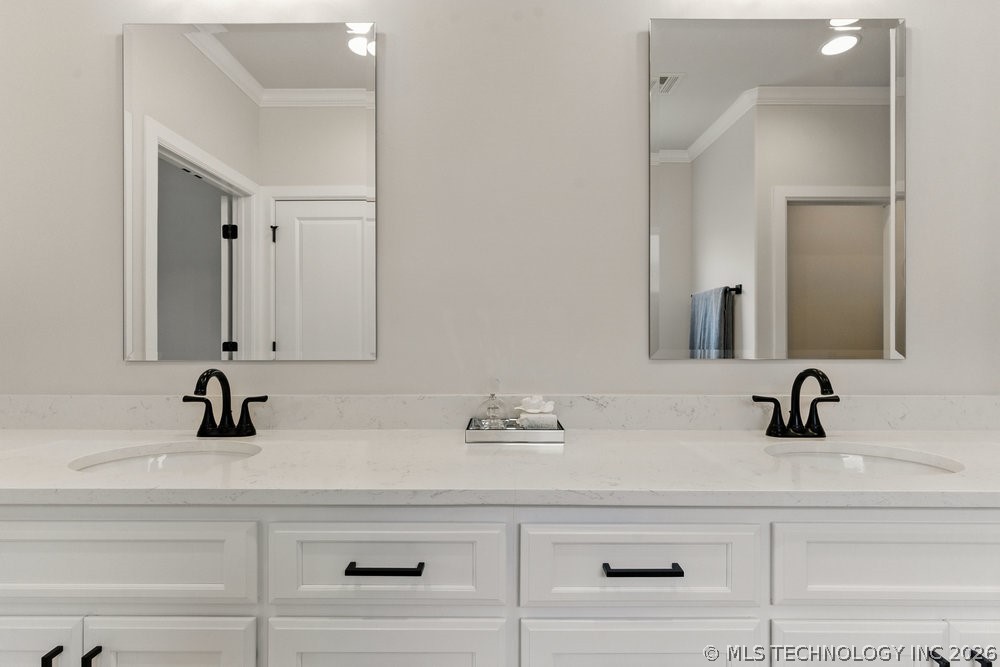 12714 S Irvington Avenue Property Photo 35