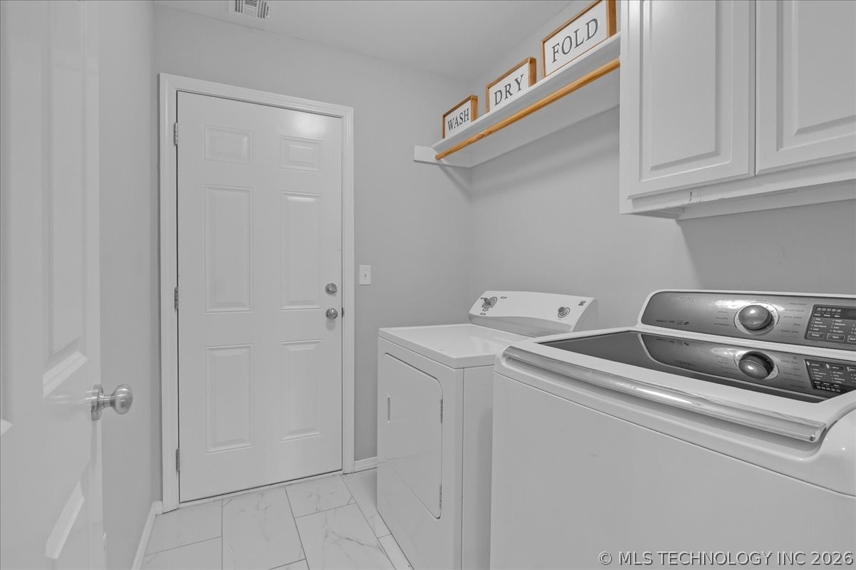 26530 Foxen Drive Property Photo 21