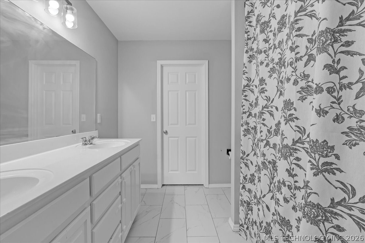 26530 Foxen Drive Property Photo 25