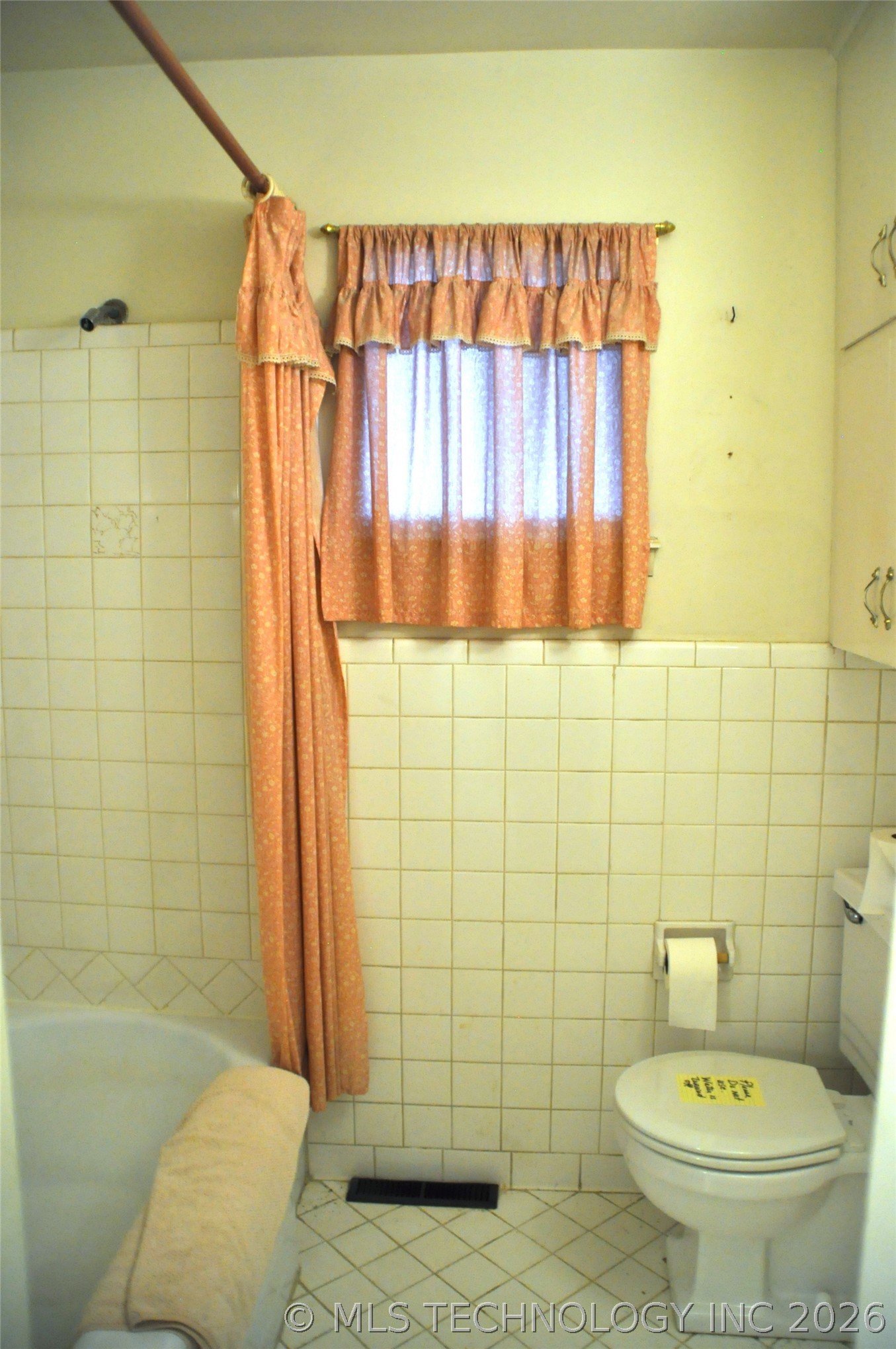 6916 E 15th Place Property Photo 9