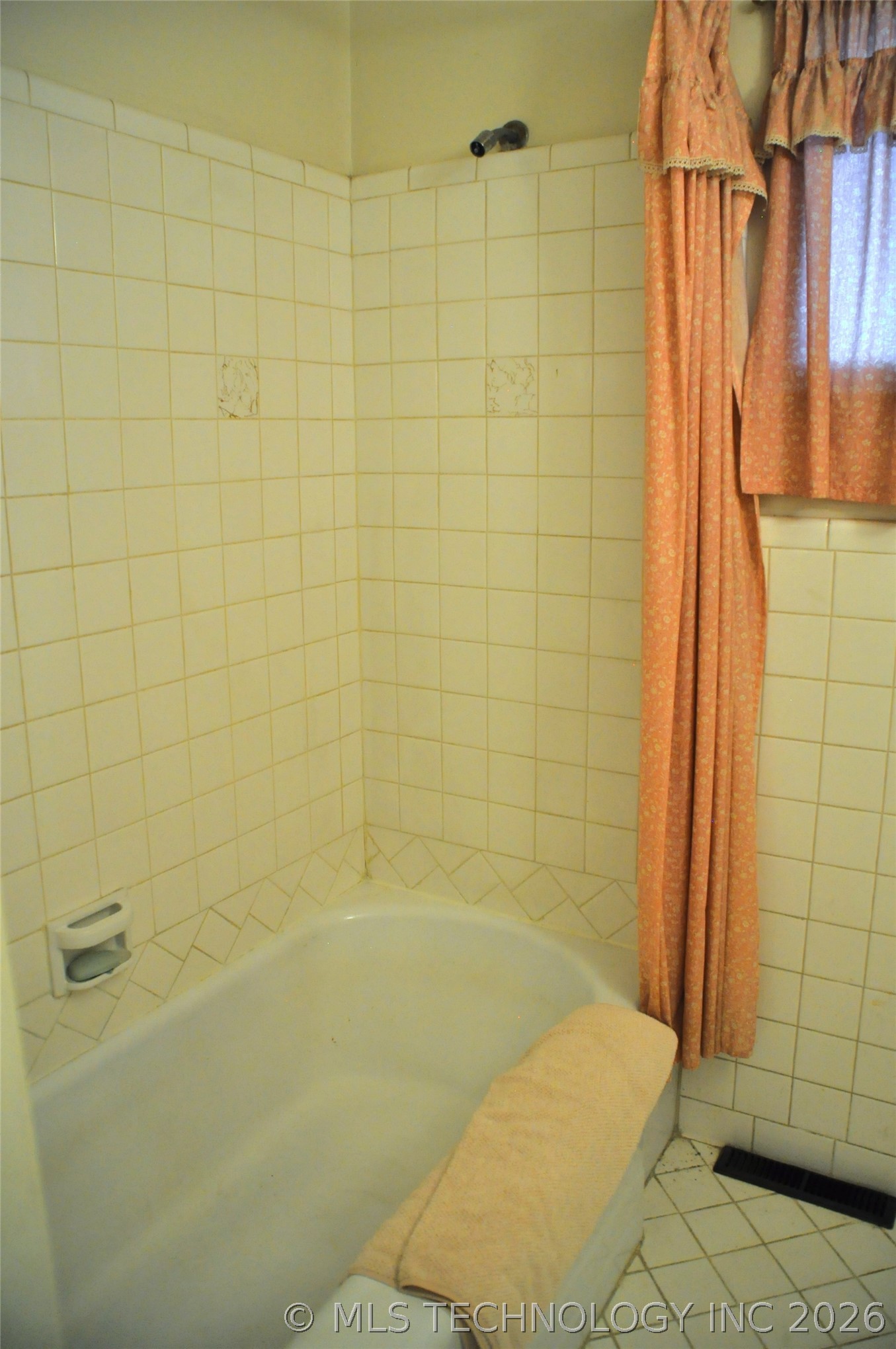 6916 E 15th Place Property Photo 10