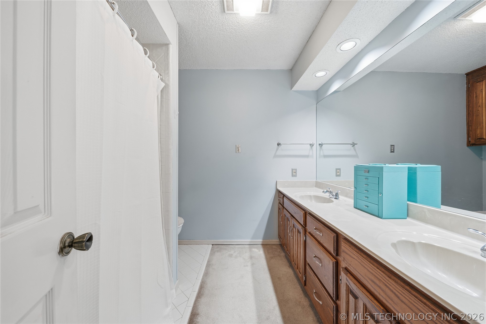 7009 E 100th Street Property Photo 20