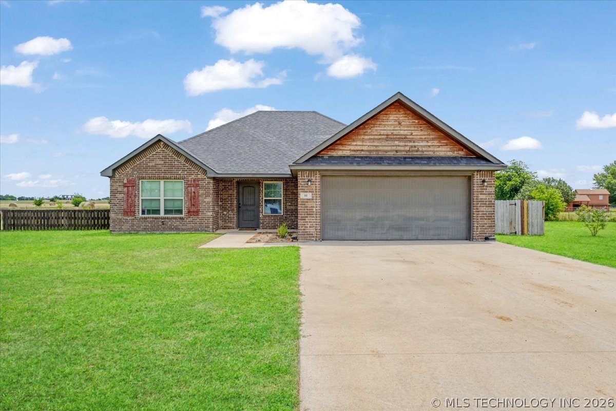 60 Autumn Run Property Photo 1