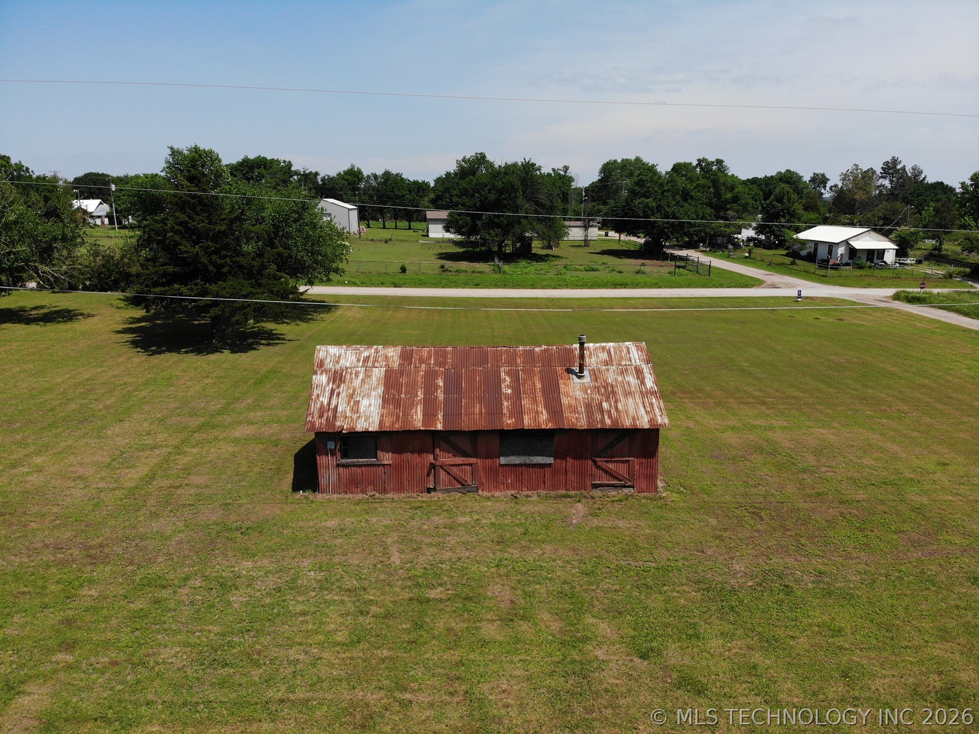 116 E 4th Street Property Photo 9