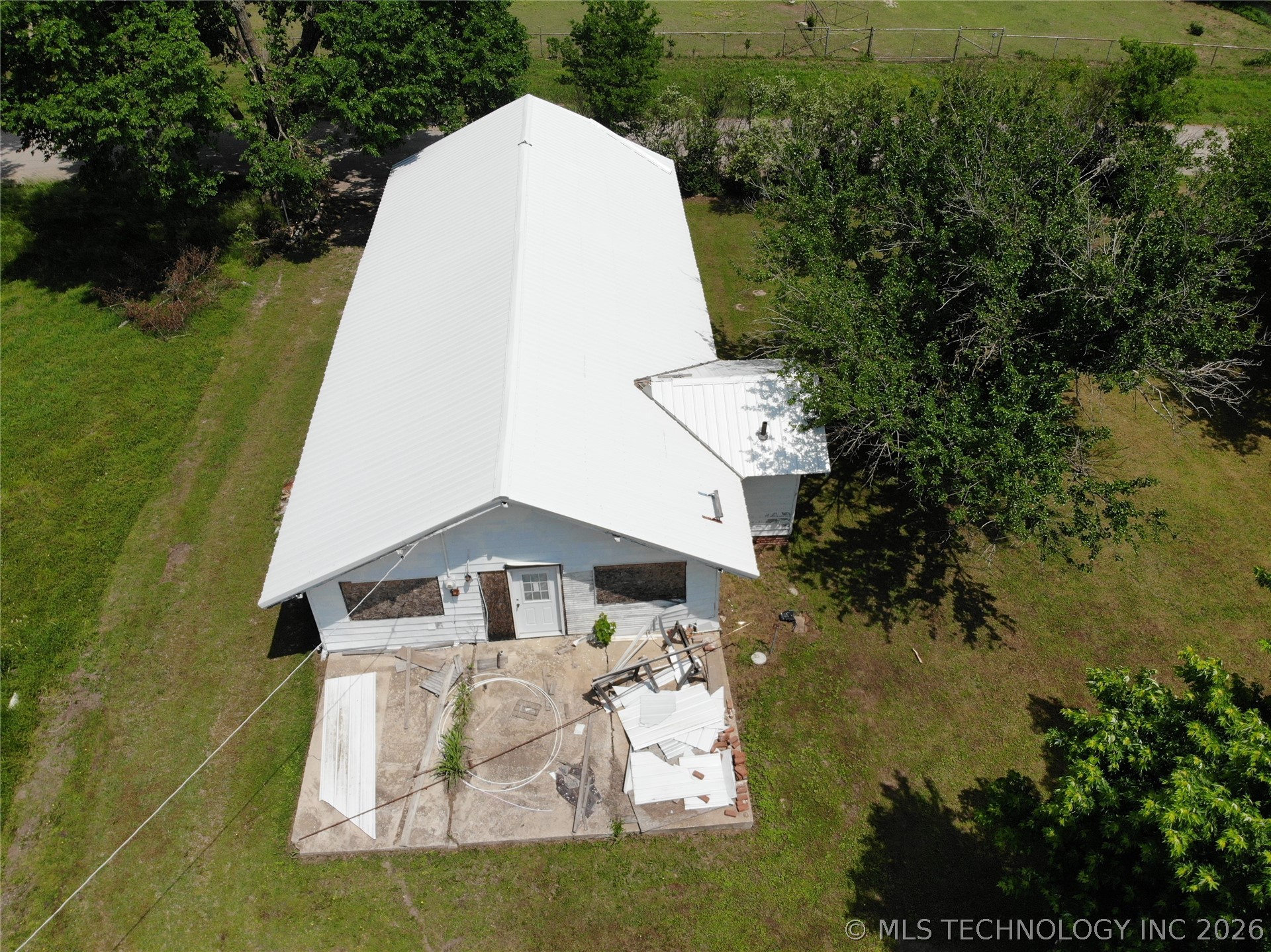 116 E 4th Street Property Photo 25