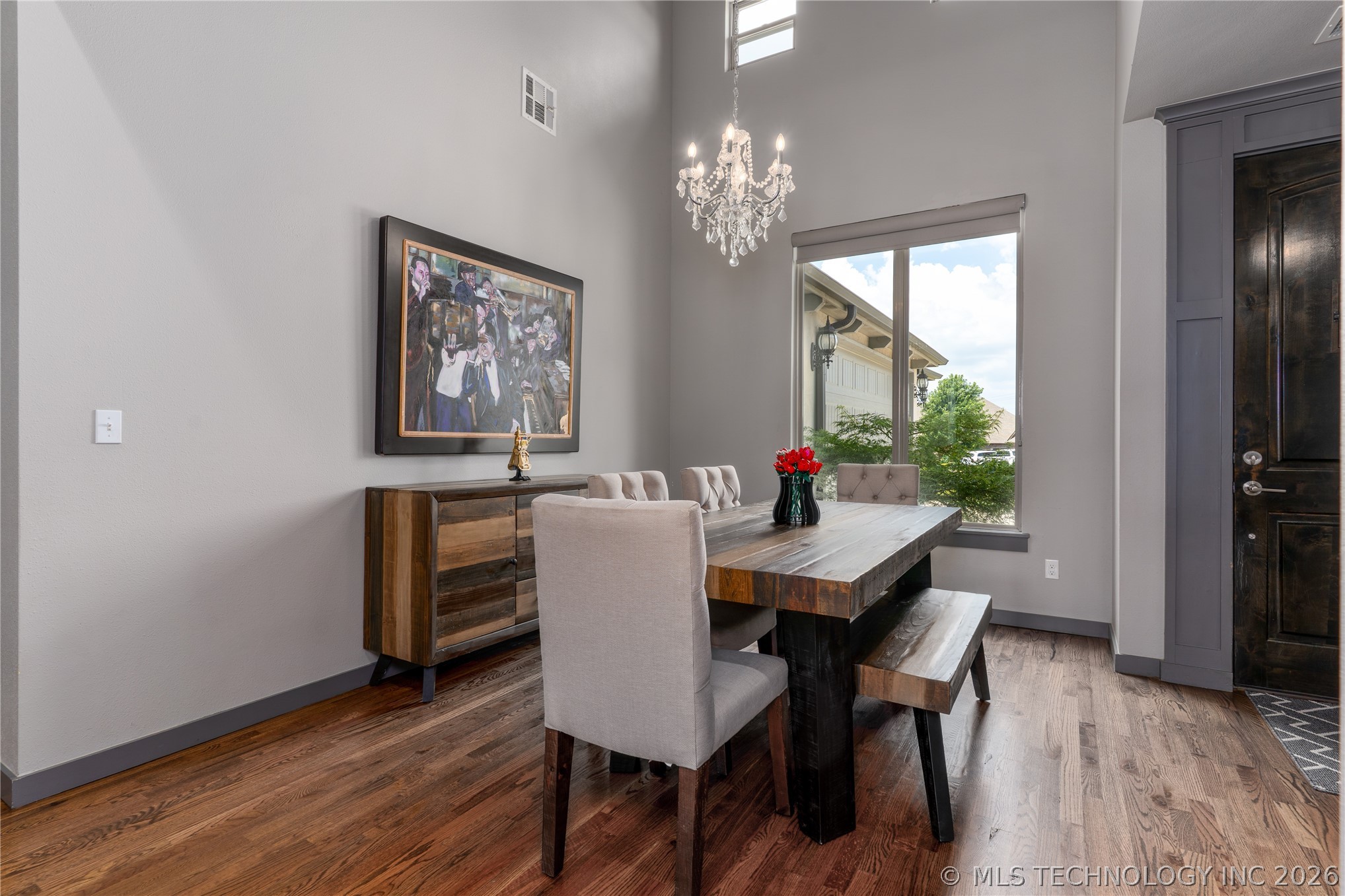 2523 W New Orleans Place Property Photo 2