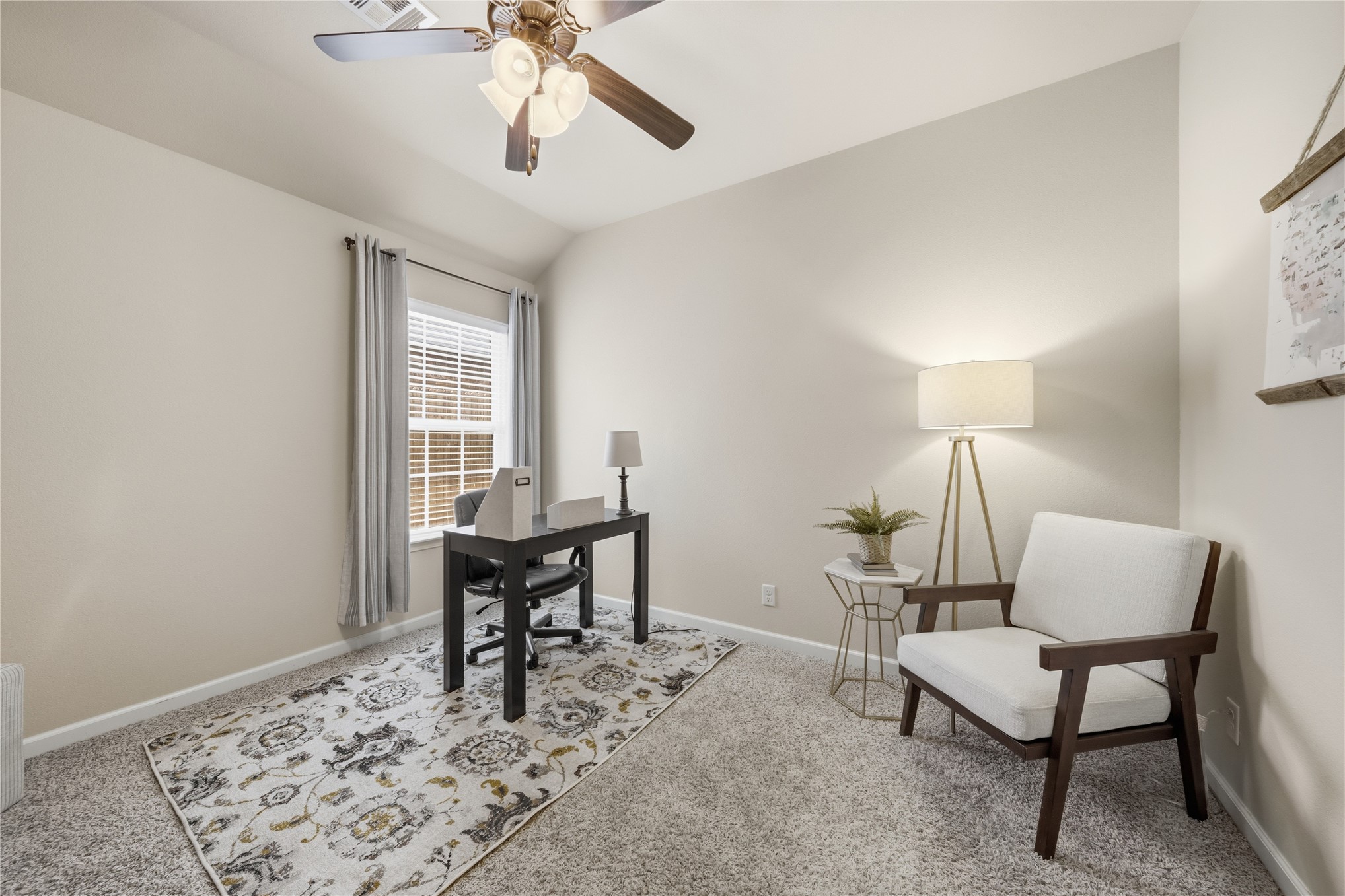 3906 S Maple Avenue Property Photo 27