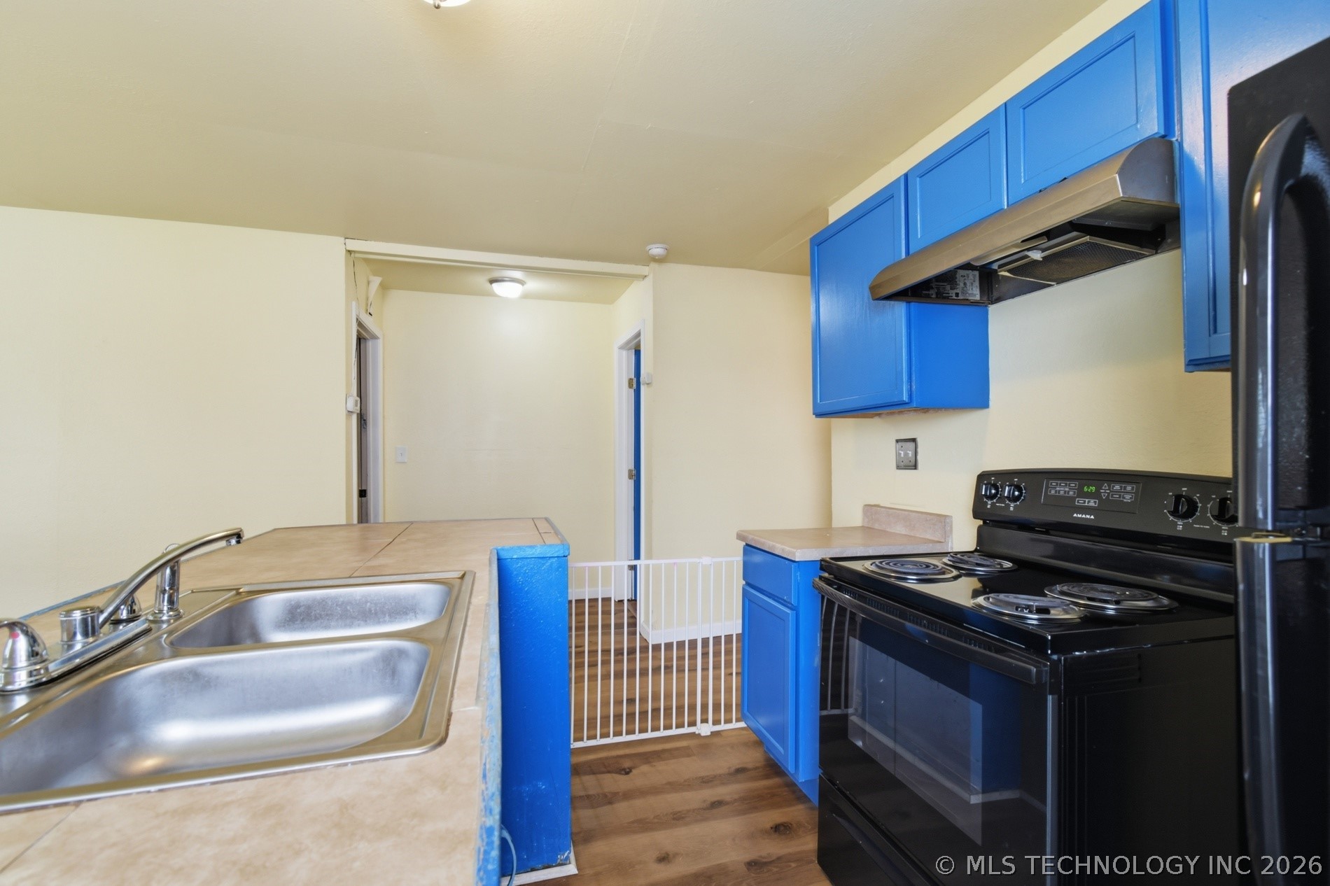 2725 W Cameron Street Property Photo 10