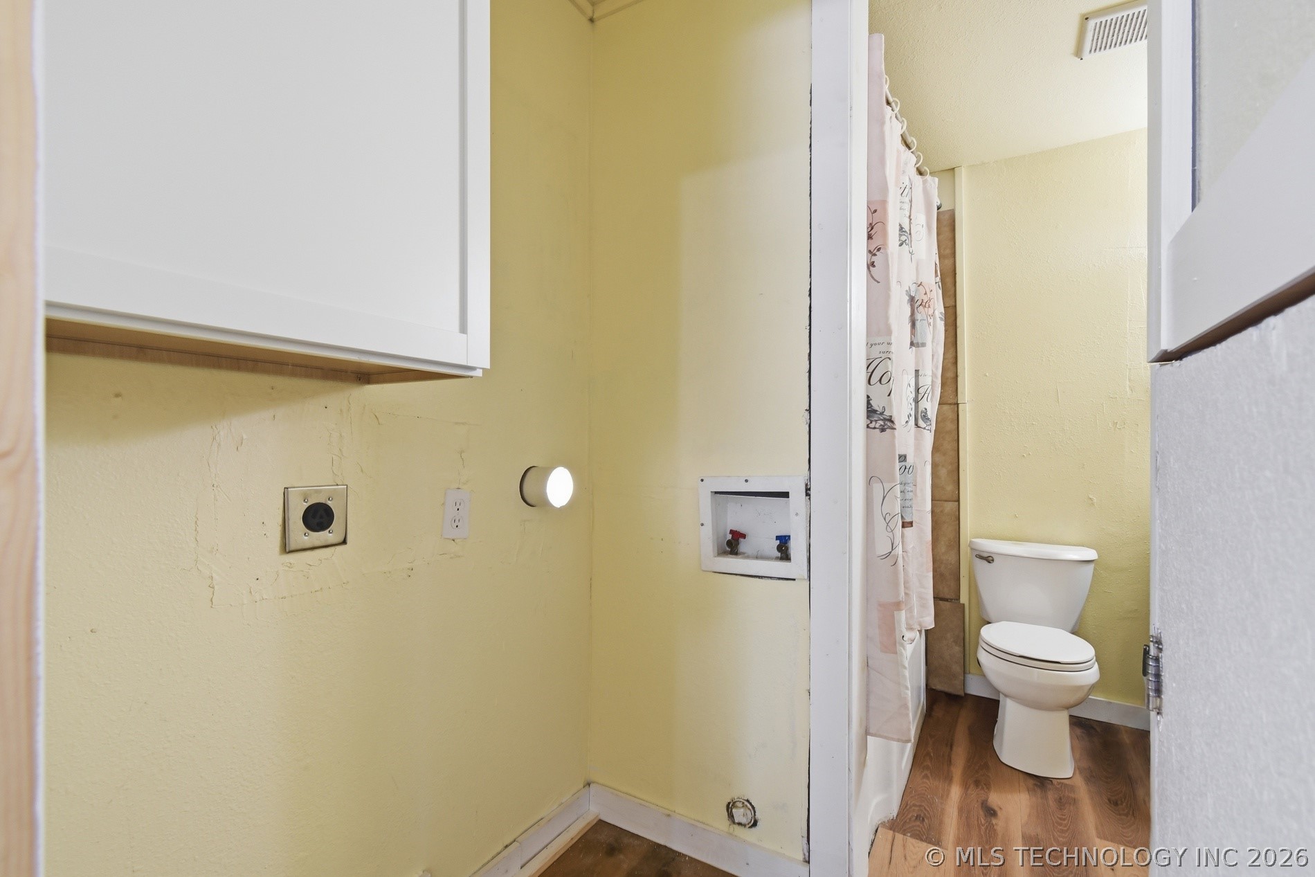 2725 W Cameron Street Property Photo 12