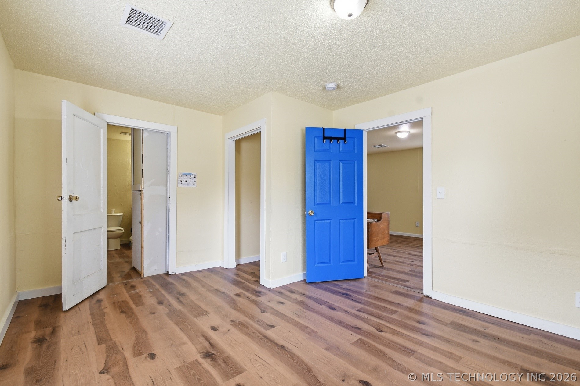 2725 W Cameron Street Property Photo 16