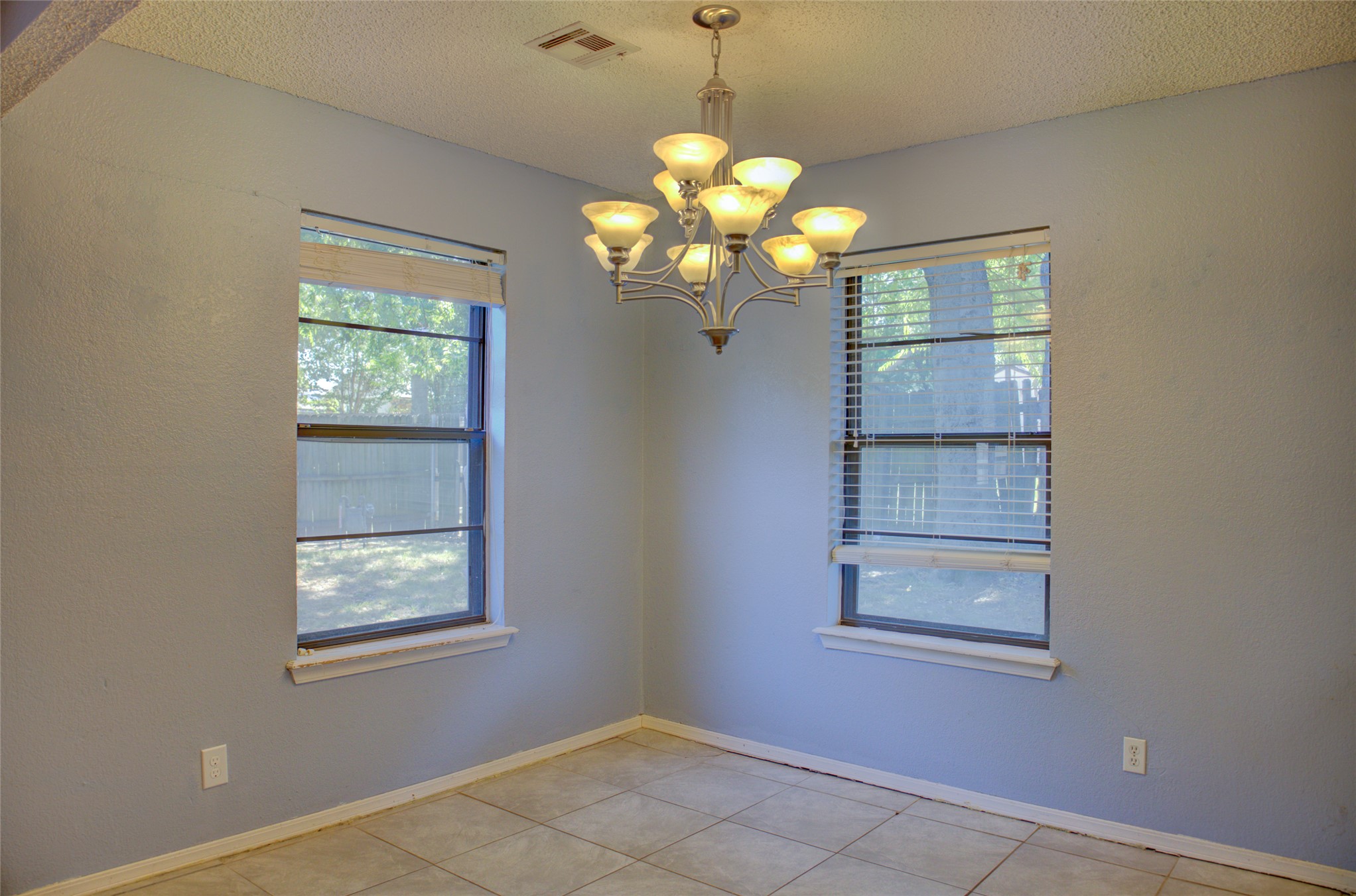 1709 N 21st Street Property Photo 9