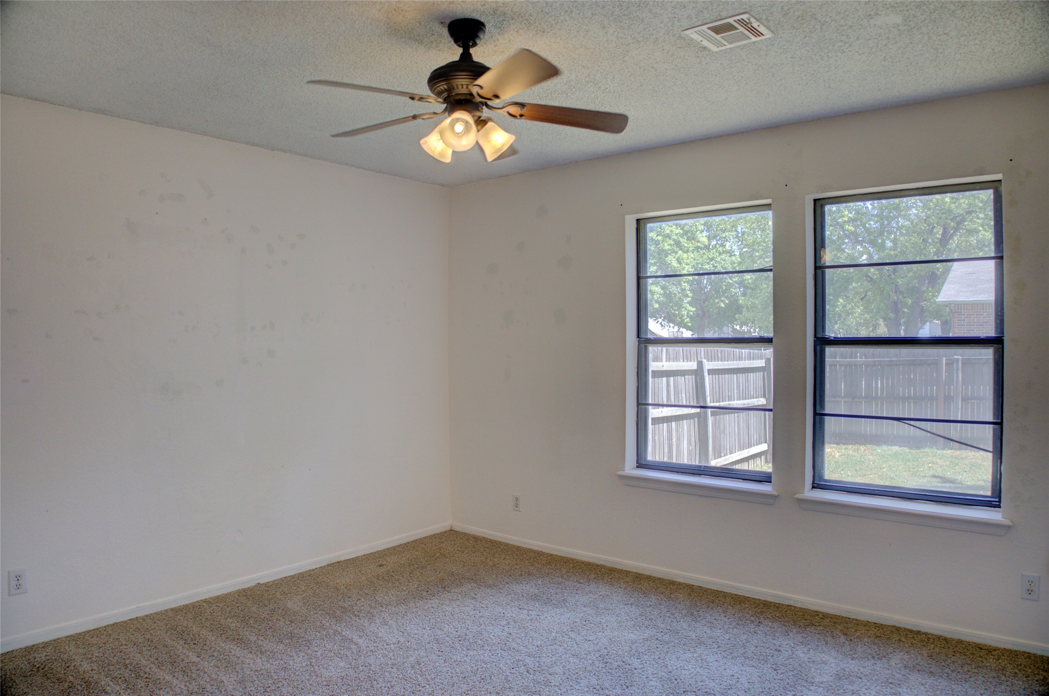 1709 N 21st Street Property Photo 29
