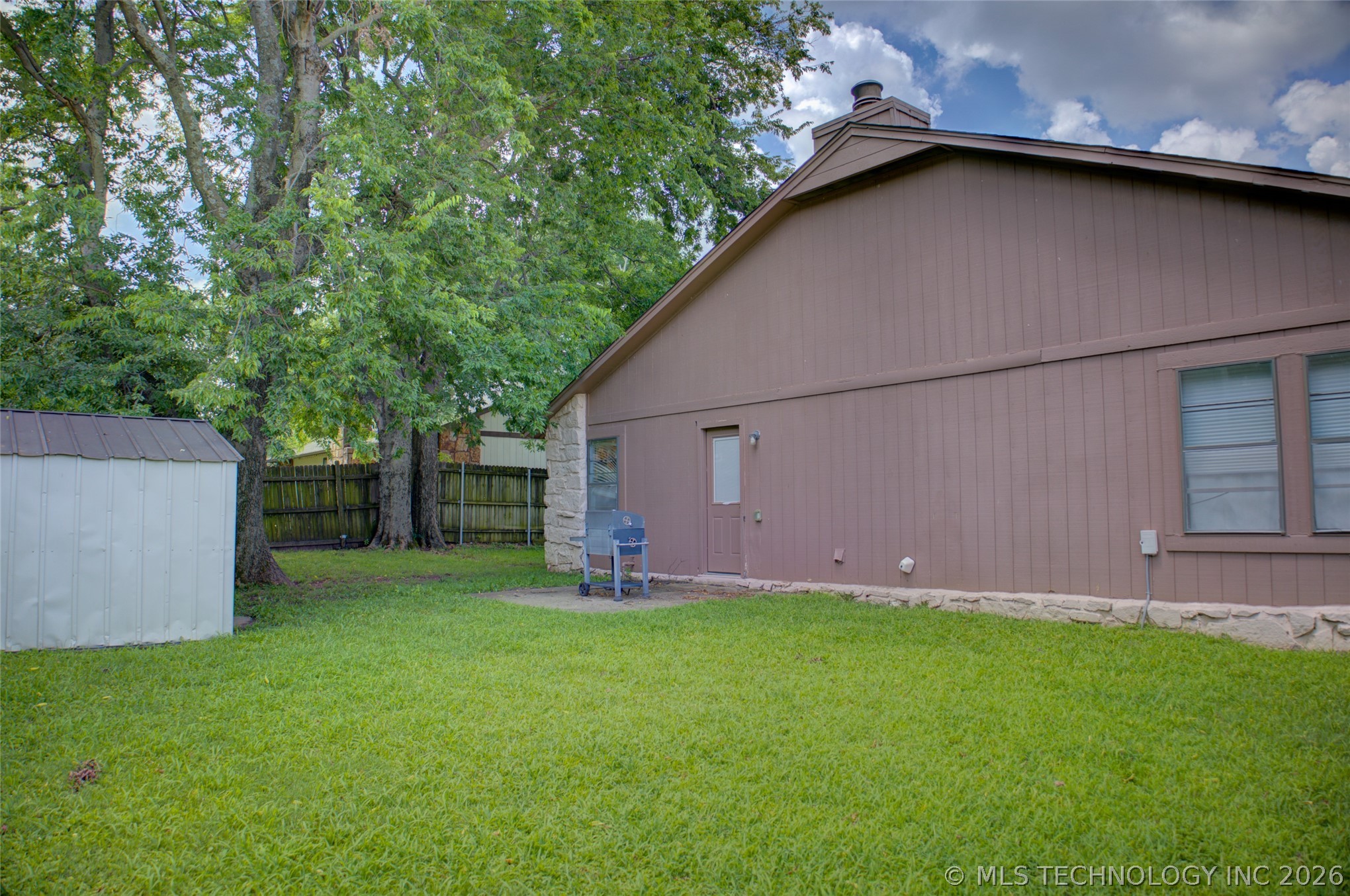 1709 N 21st Street Property Photo 38