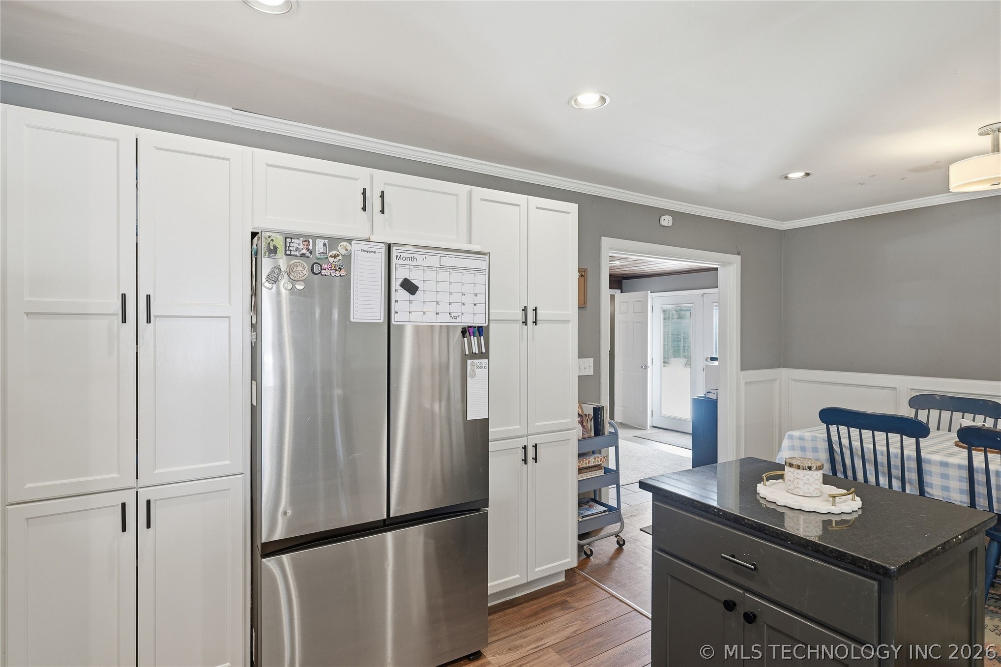 2303 S Delaware Court Property Photo 11