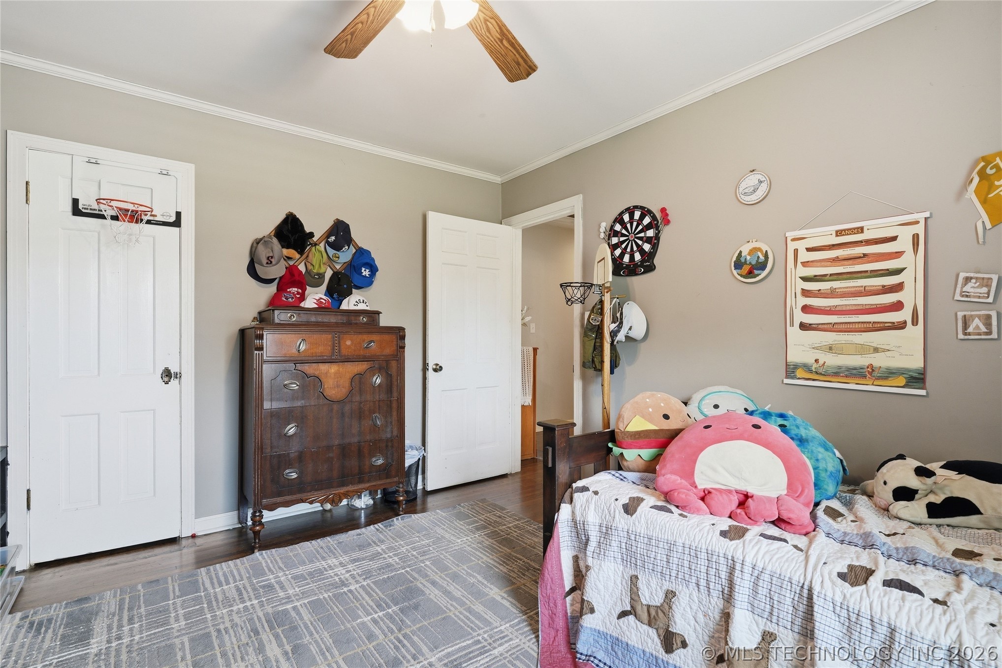 2303 S Delaware Court Property Photo 18