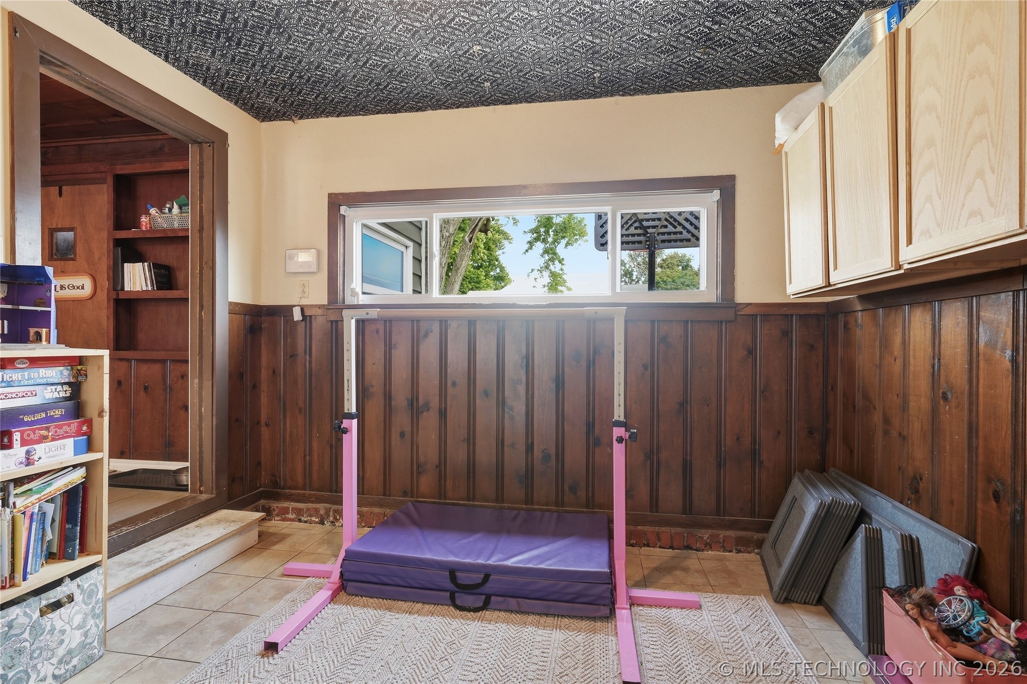 2303 S Delaware Court Property Photo 25