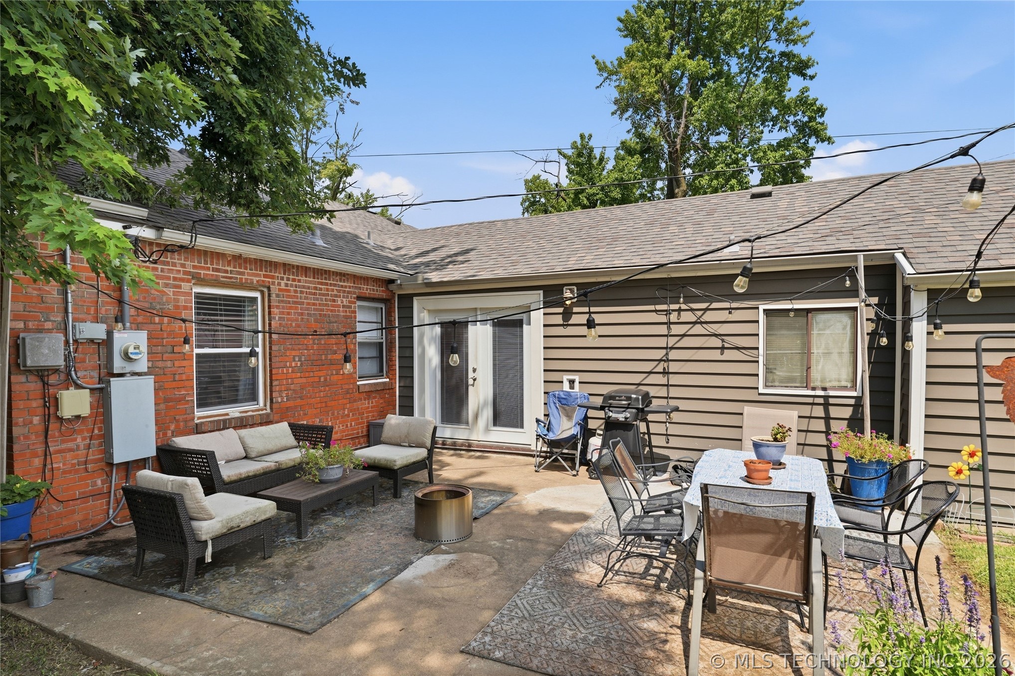 2303 S Delaware Court Property Photo 28