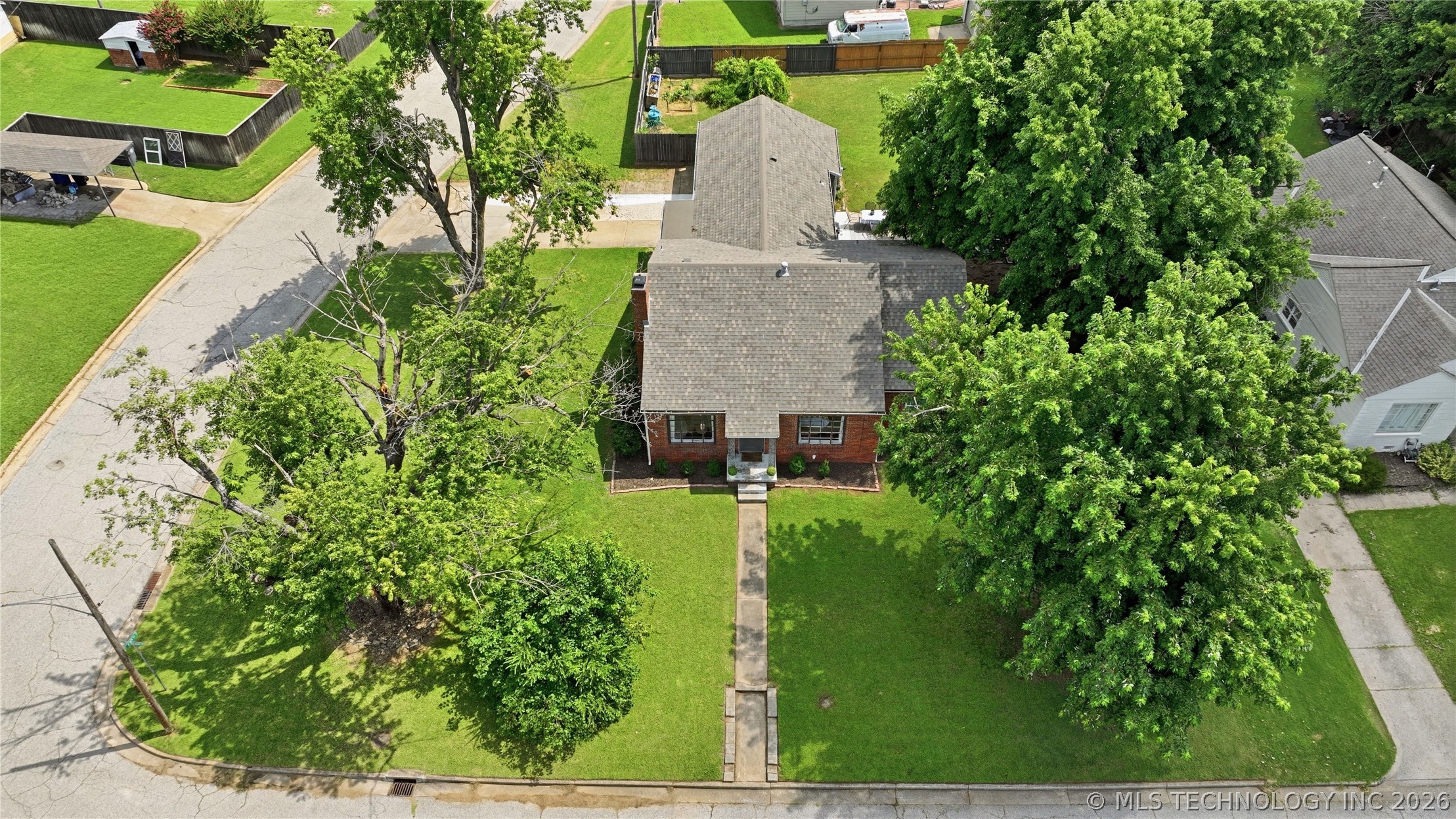 2303 S Delaware Court Property Photo 33