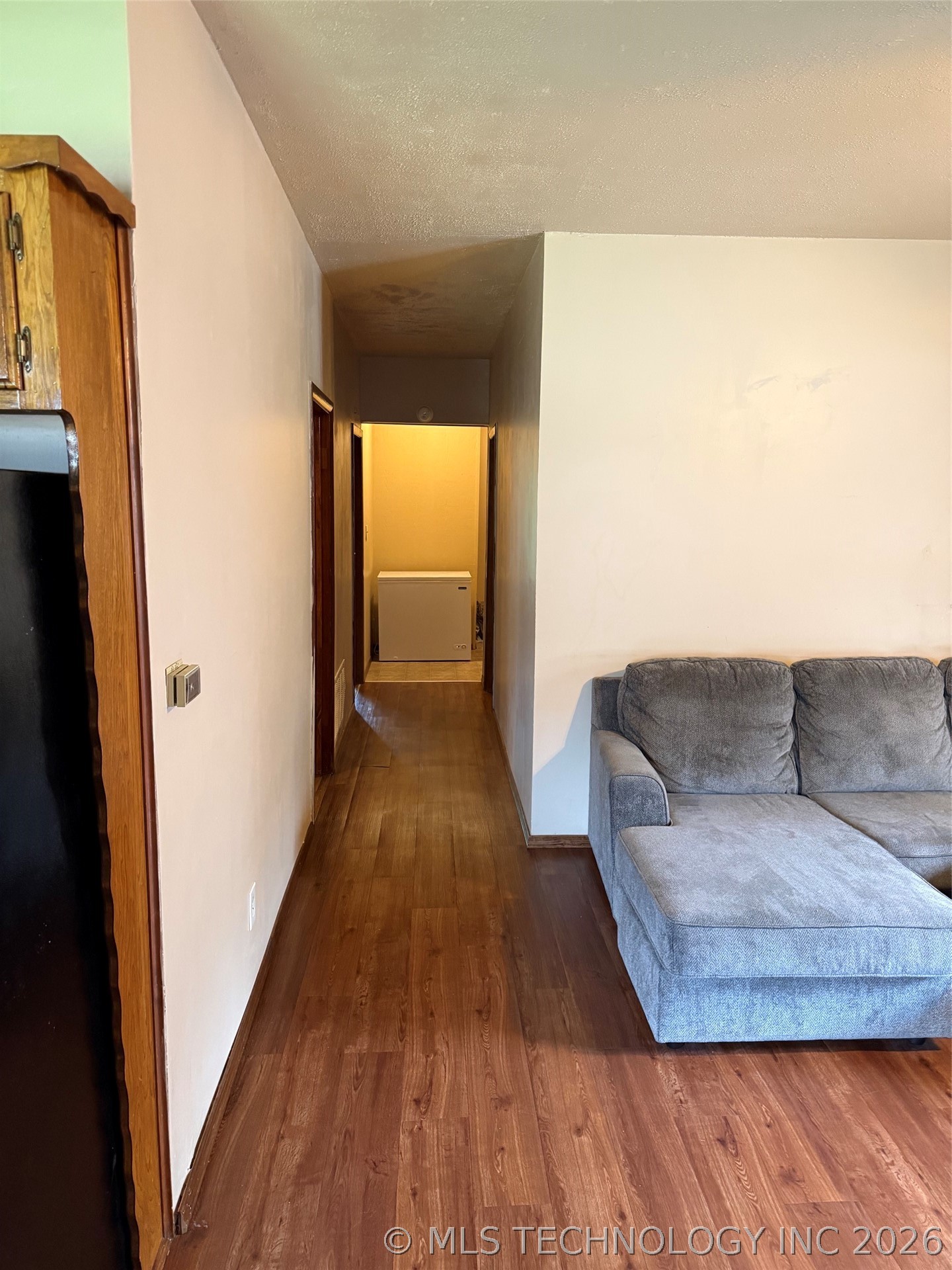 512 W 21st Street Property Photo 9