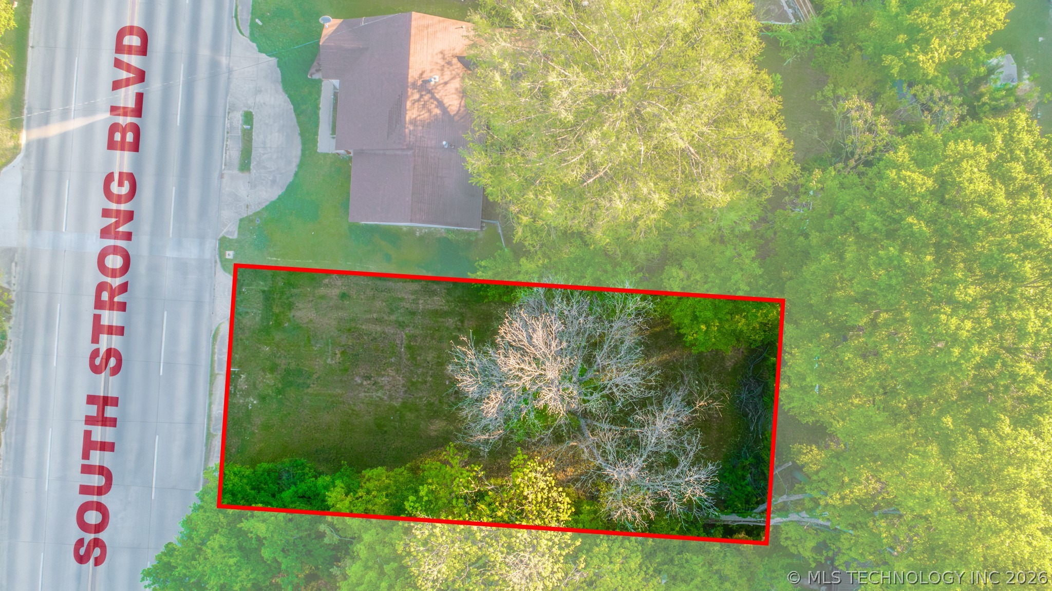 610 S Strong Property Photo 11