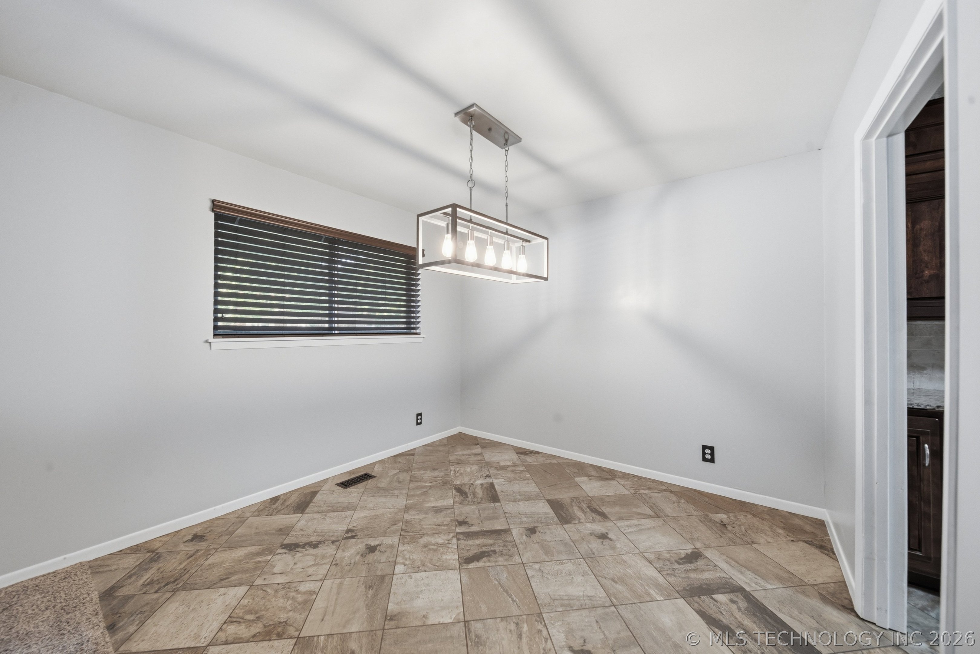 5811 E 61st Place Property Photo 12