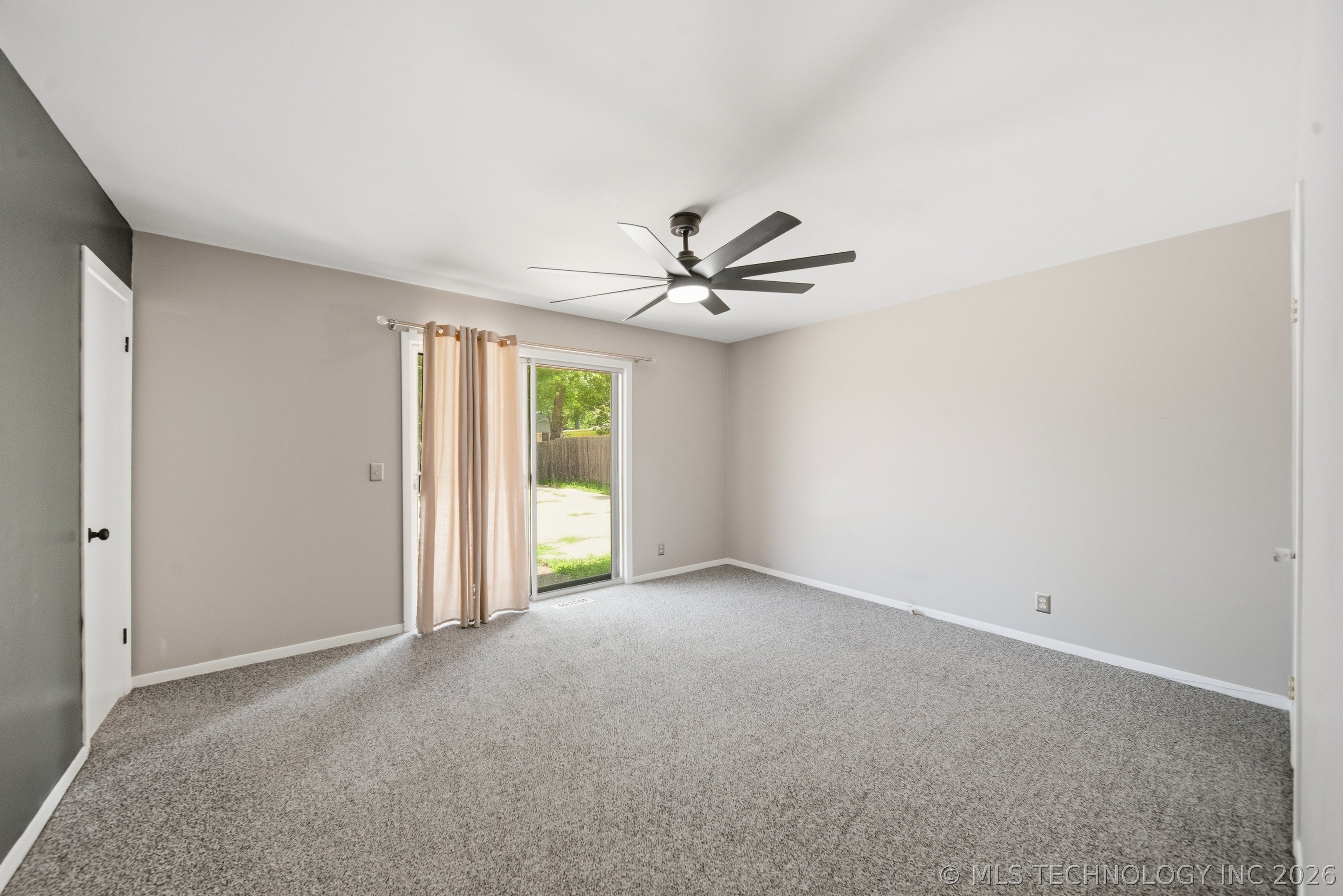5811 E 61st Place Property Photo 13