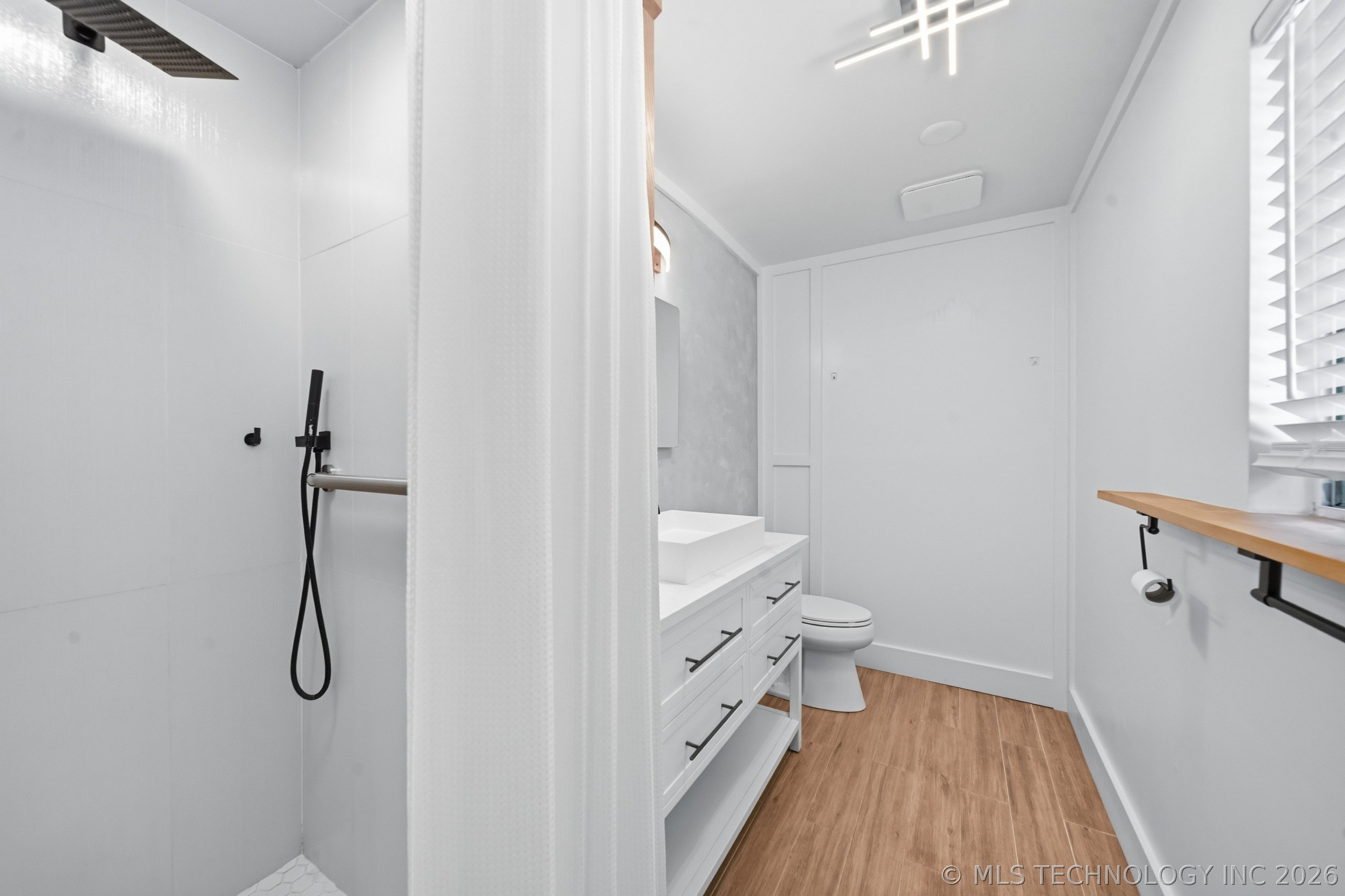 5811 E 61st Place Property Photo 14