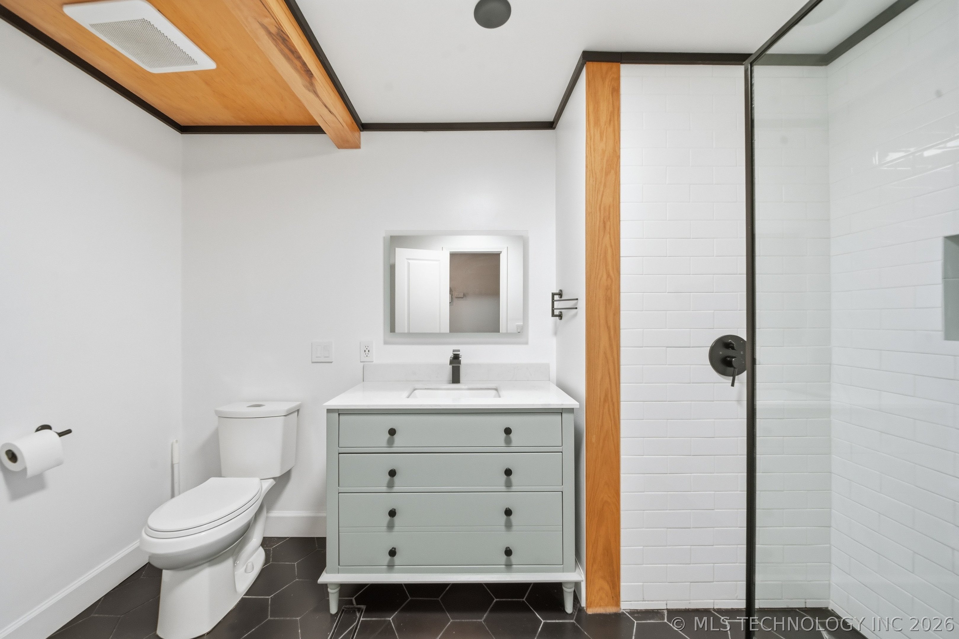 5811 E 61st Place Property Photo 16