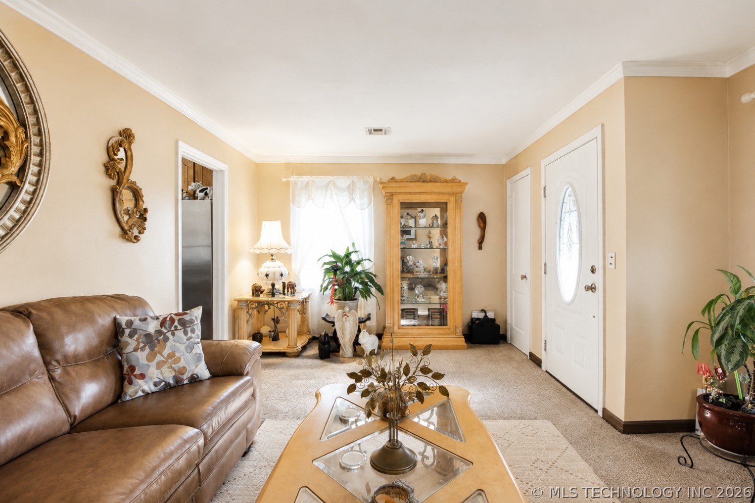 512 E 16th Street Property Photo 6