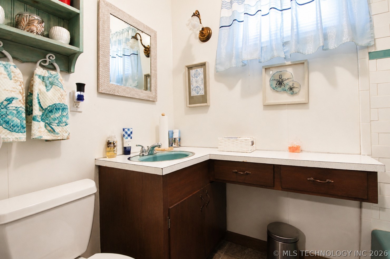 512 E 16th Street Property Photo 17