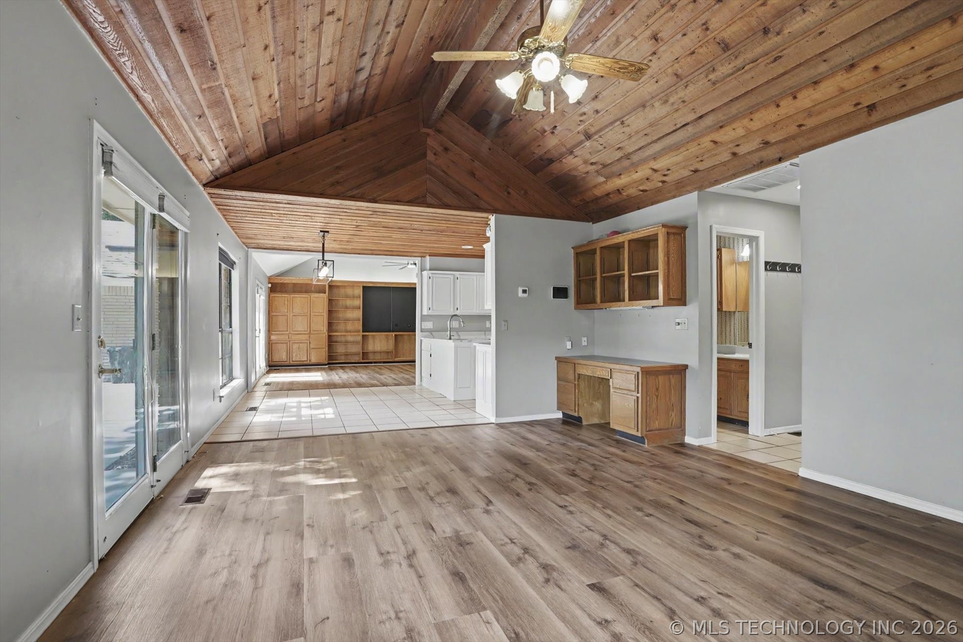 2504 Fort Davis Drive Property Photo 20