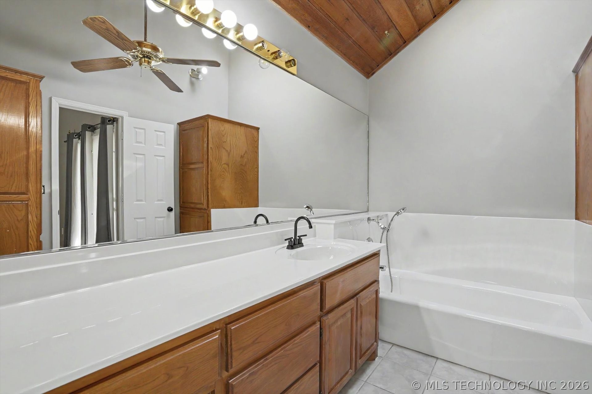 2504 Fort Davis Drive Property Photo 26