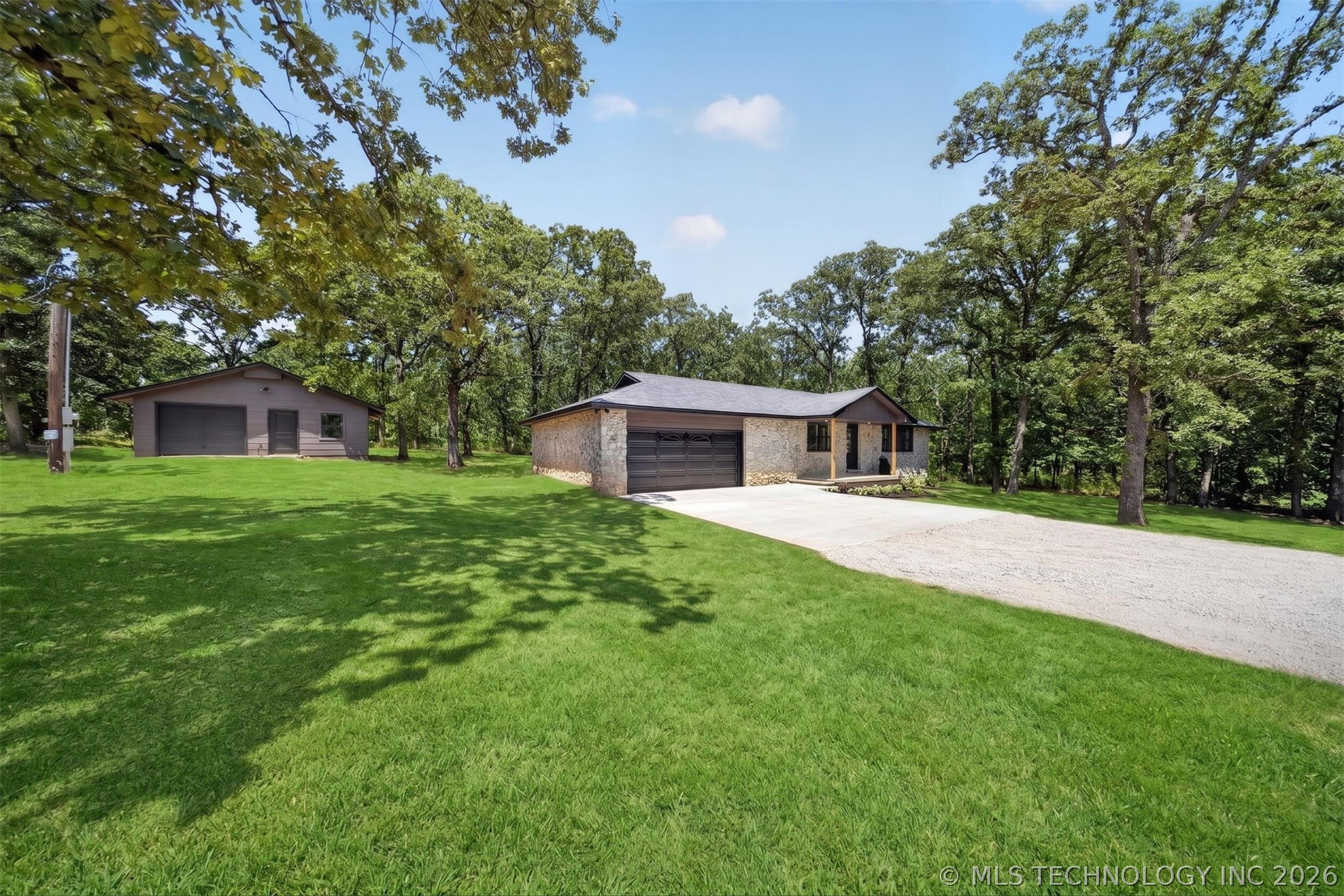 17413 E 380 Road Property Photo 3