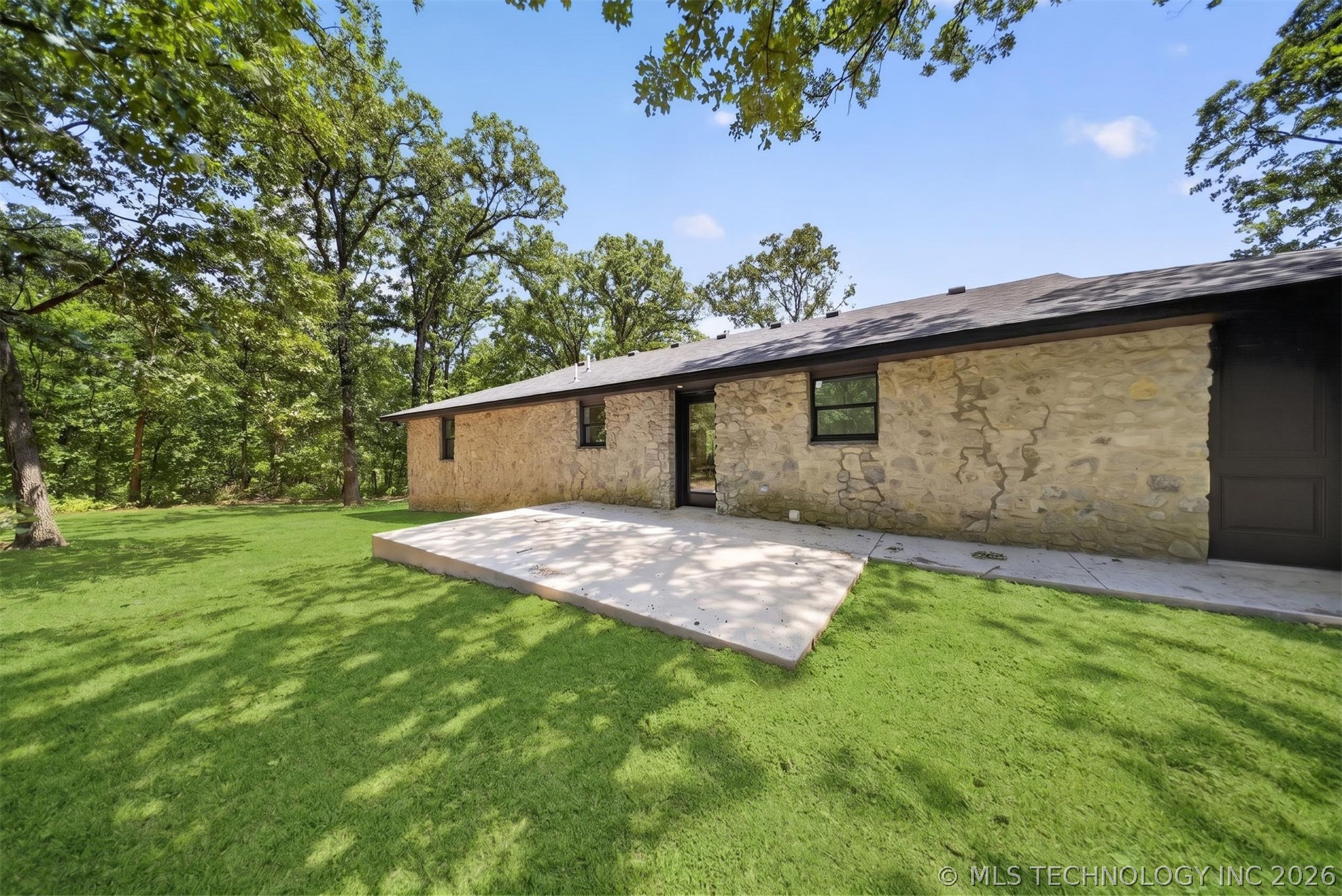 17413 E 380 Road Property Photo 5