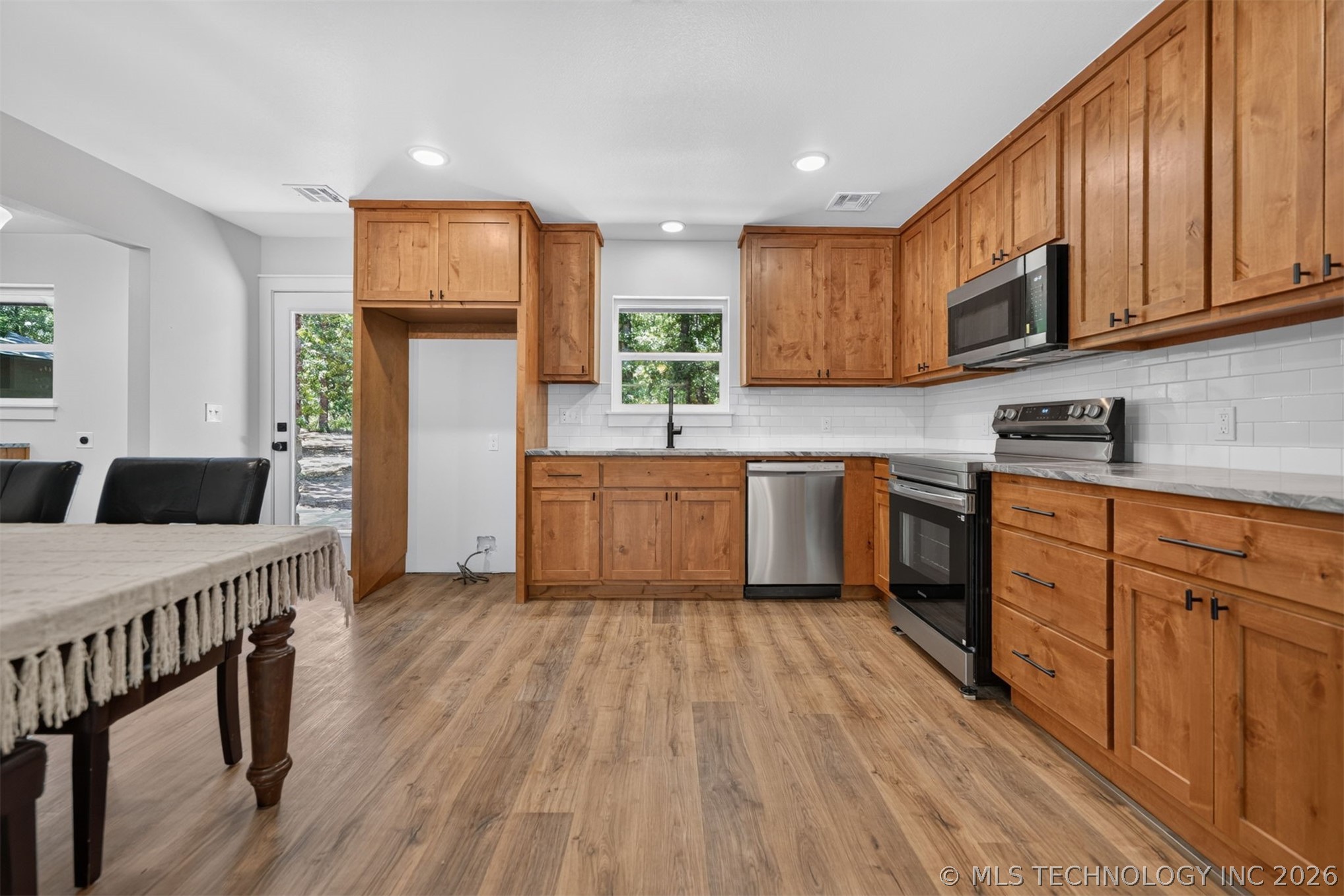 17413 E 380 Road Property Photo 8