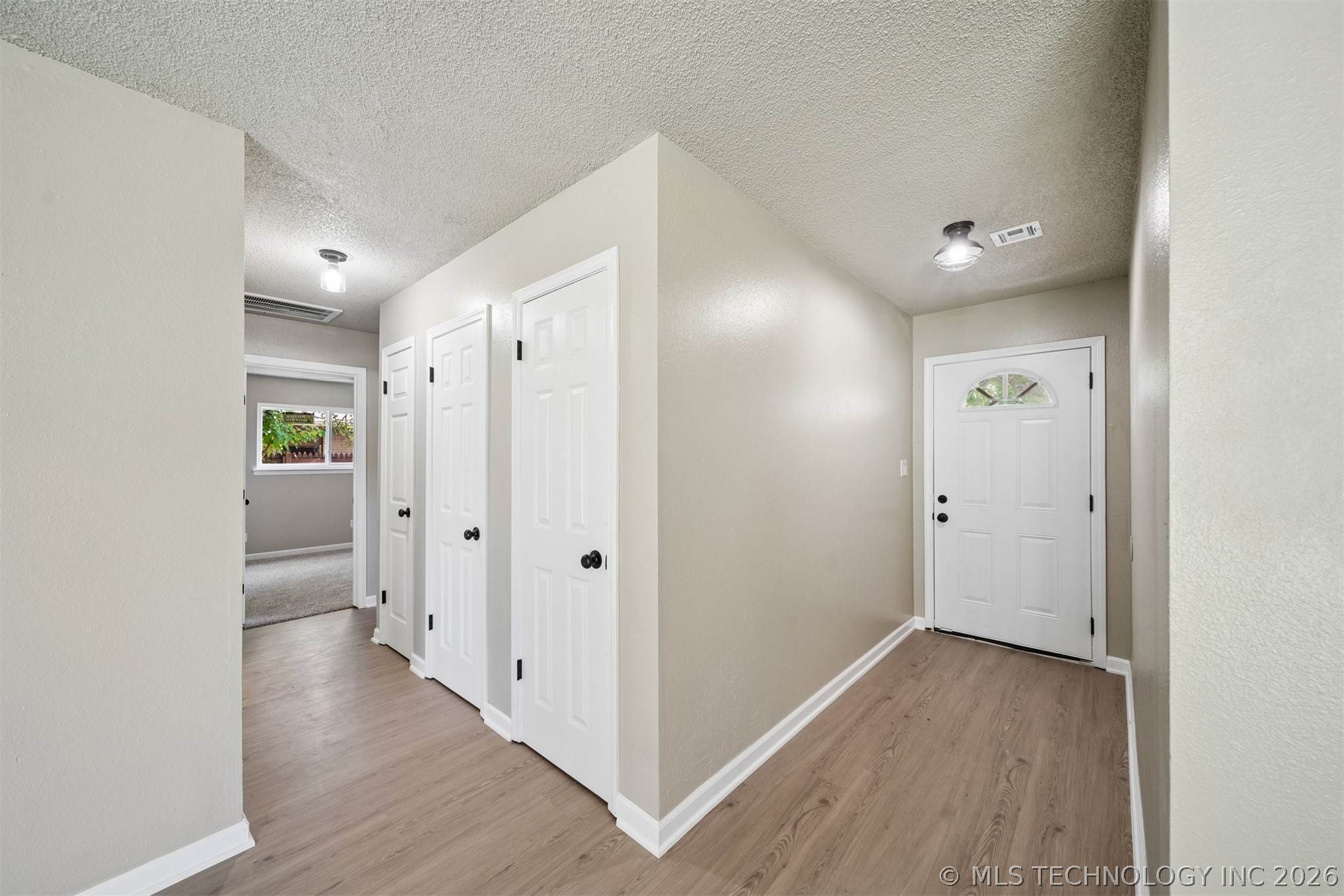 9231 E 58th Street Property Photo 5