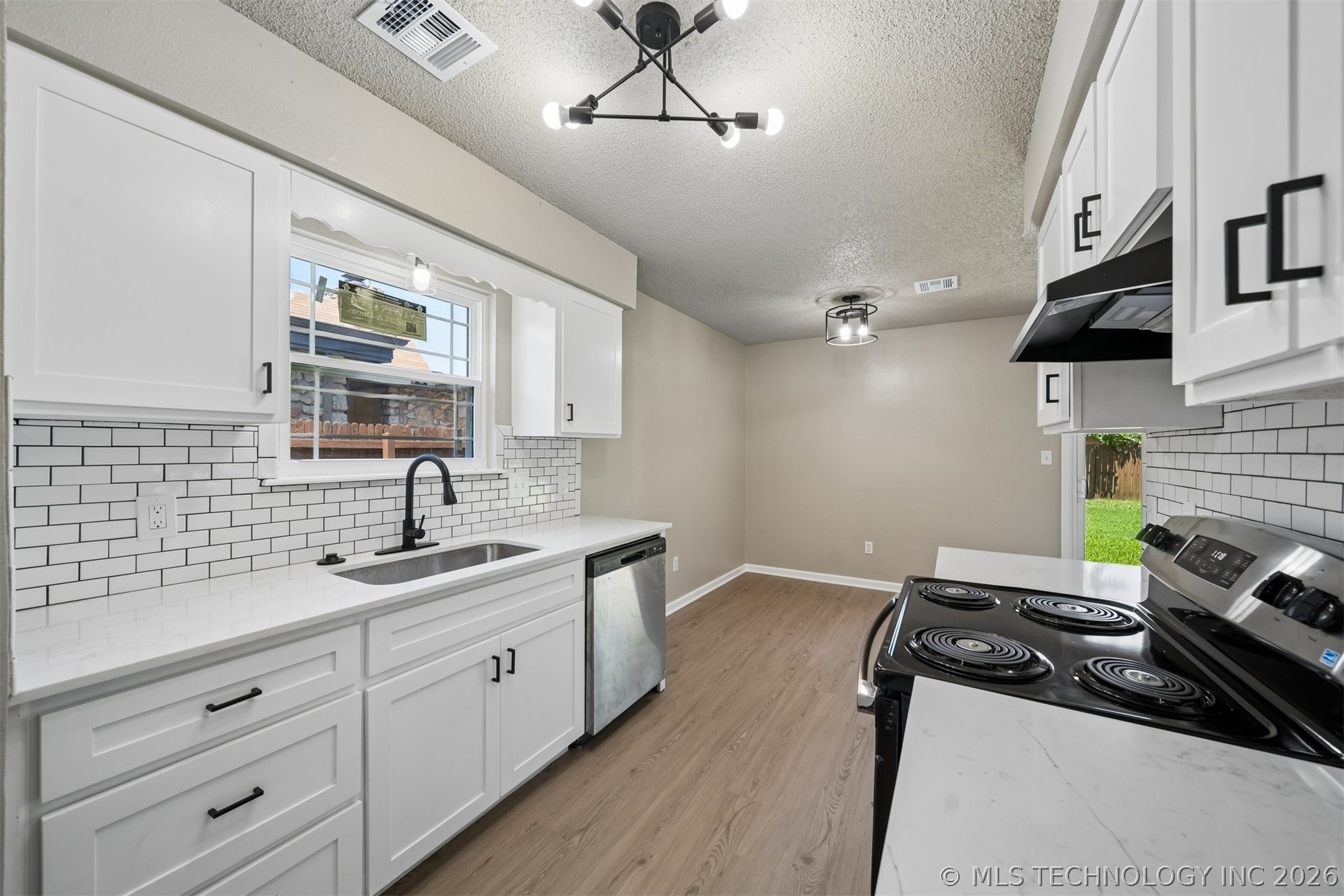 9231 E 58th Street Property Photo 16