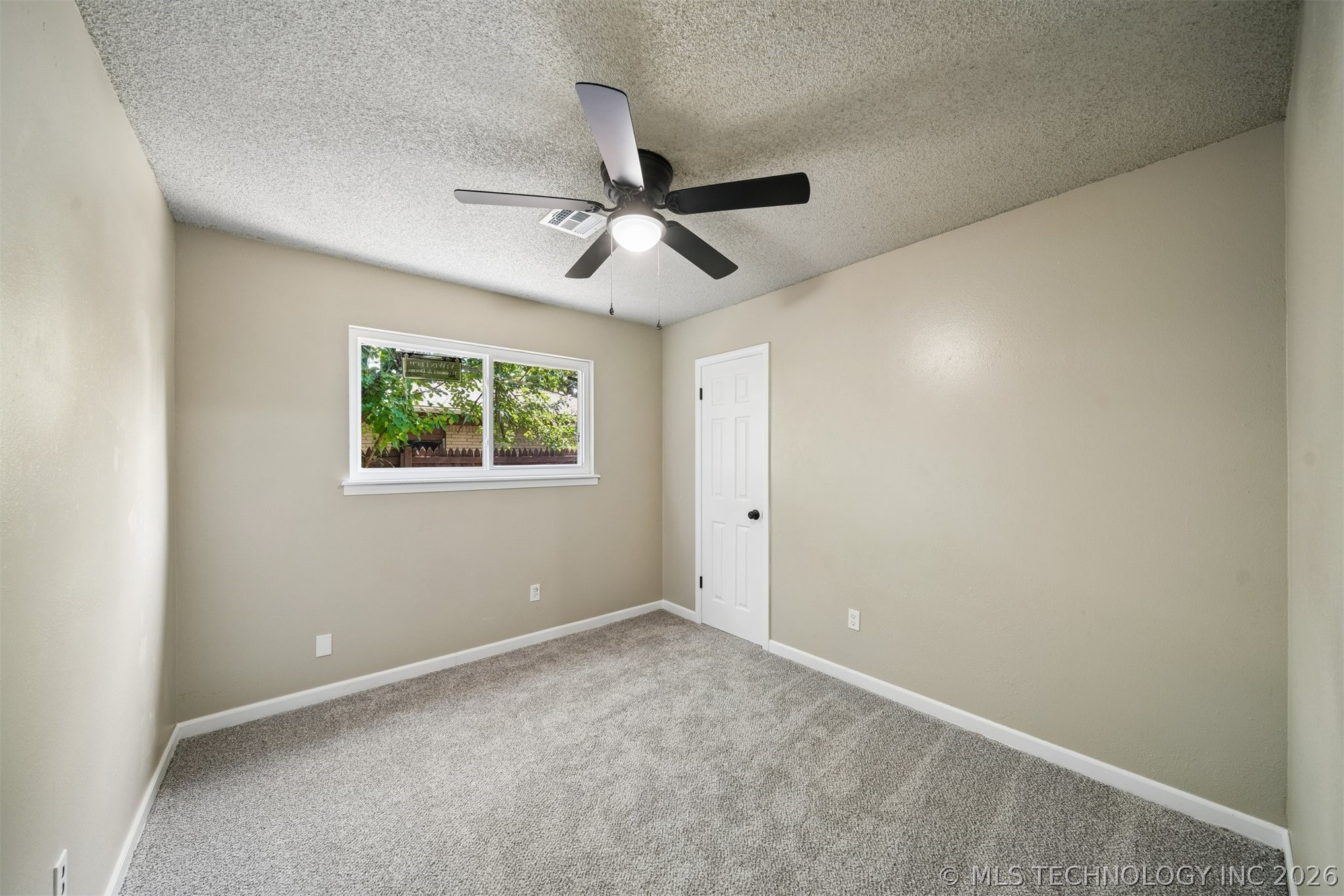 9231 E 58th Street Property Photo 22