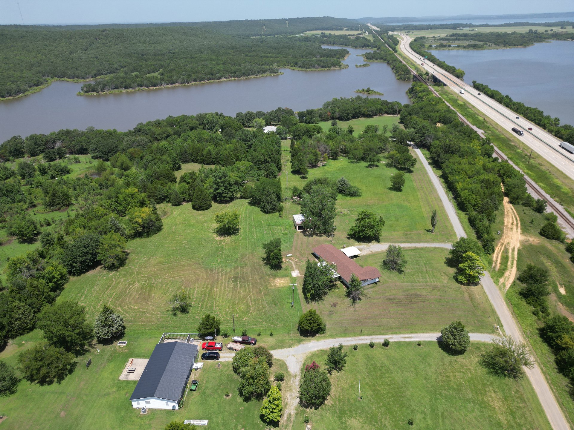 1069 N Coal Creek Road Property Photo 34