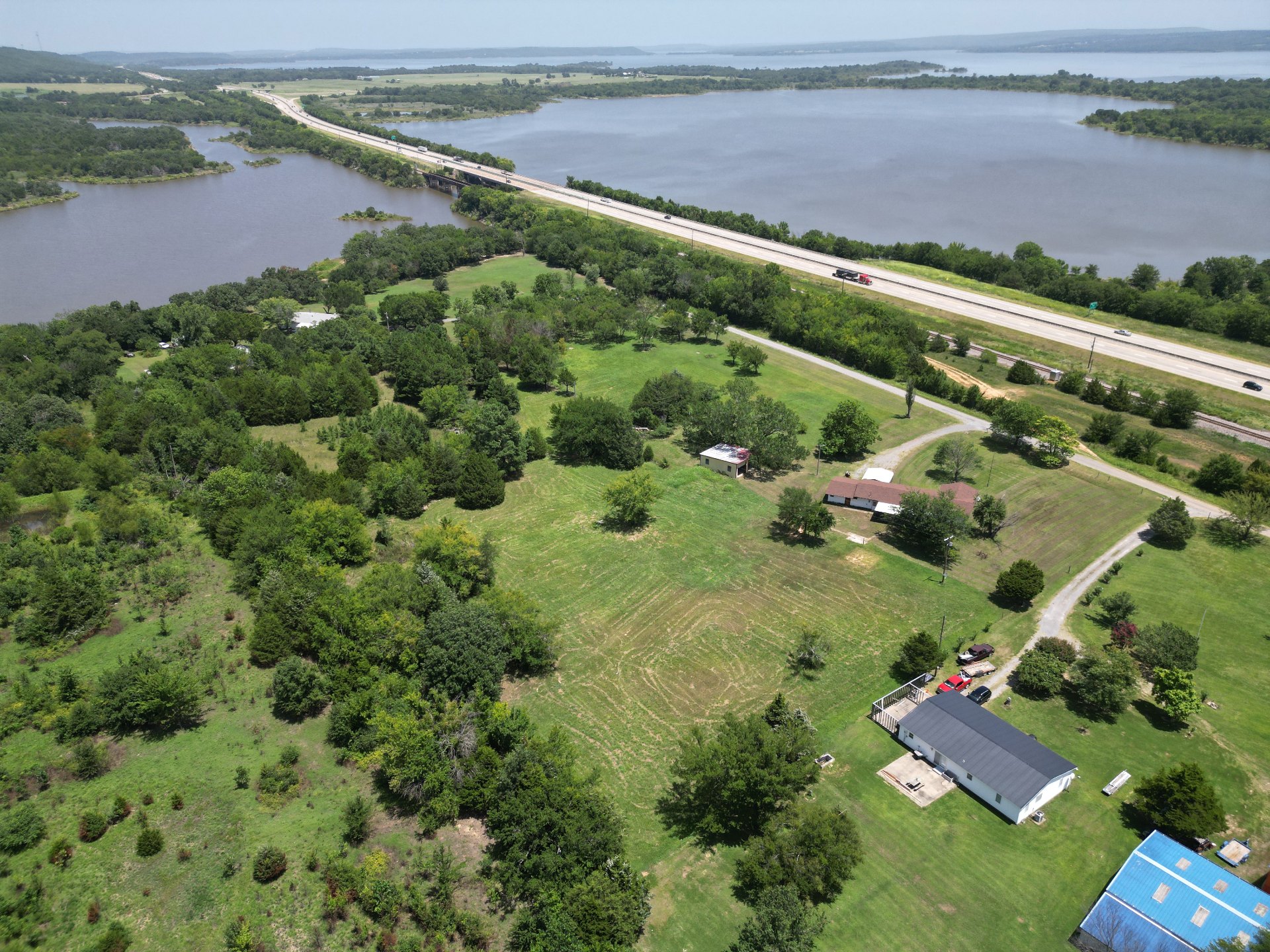1069 N Coal Creek Road Property Photo 38